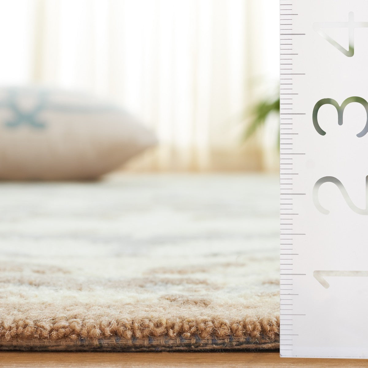 IVORY / BEIGE