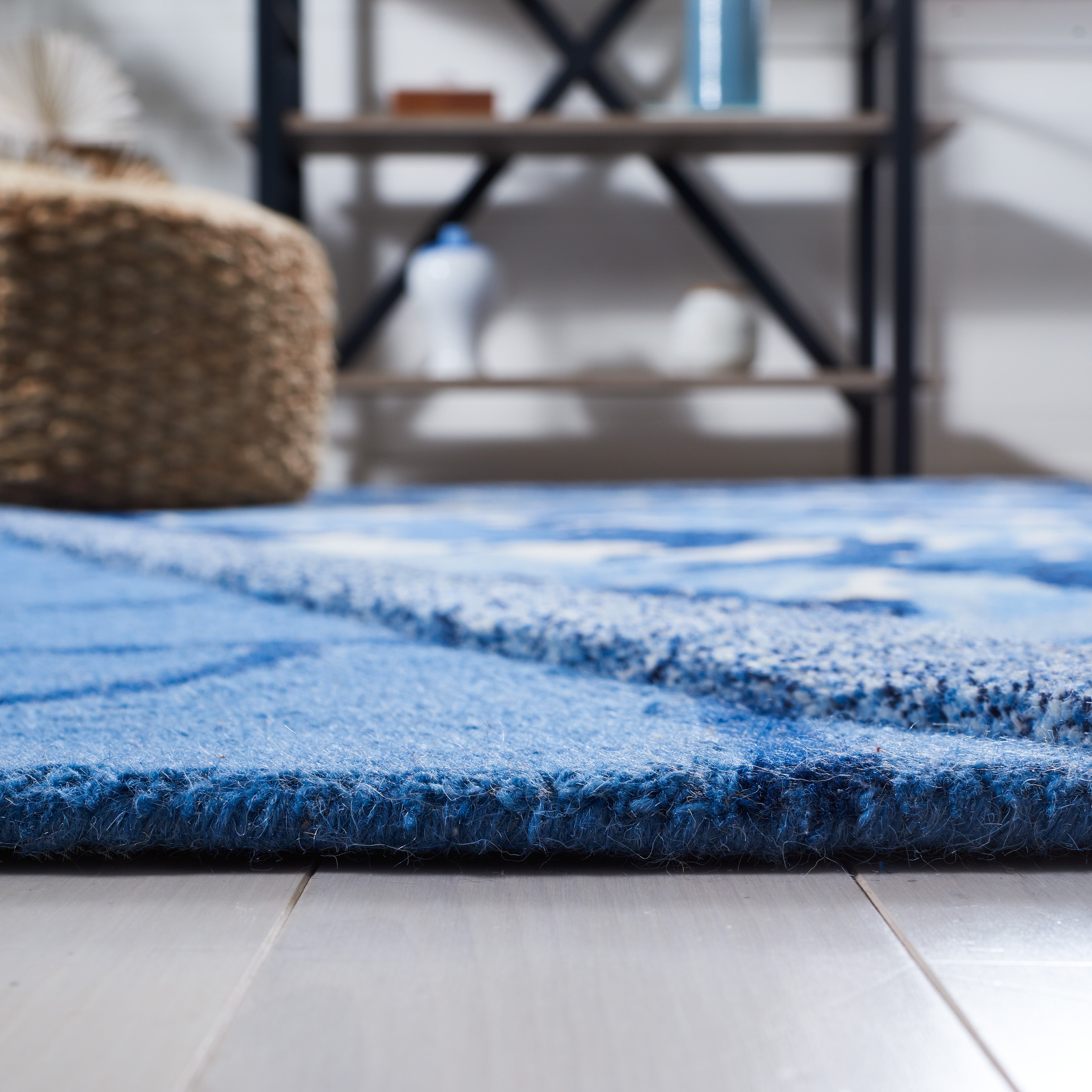 FIFTH AVENUE 127 BLUE / IVORY