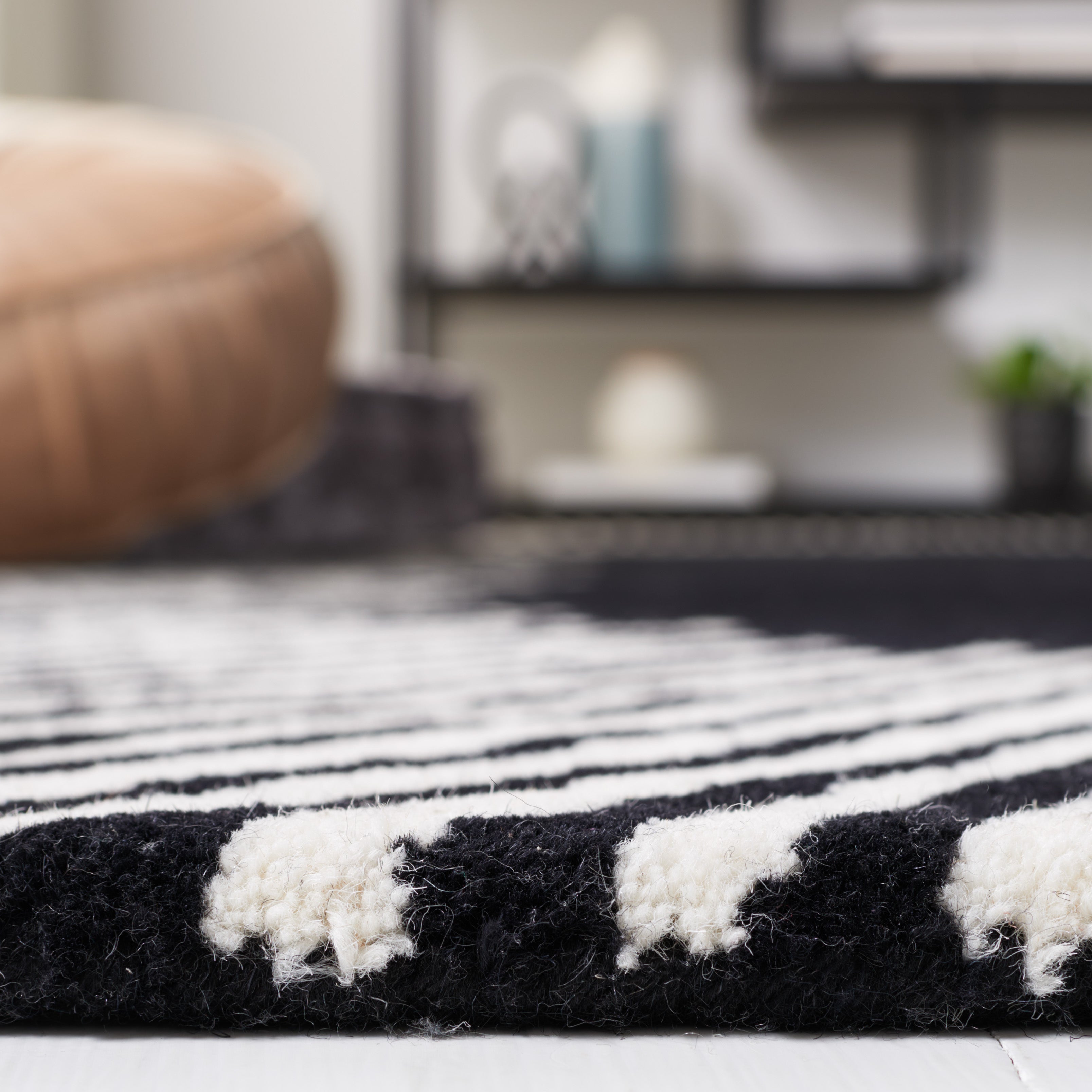FIFTH AVENUE 129 BLACK / IVORY