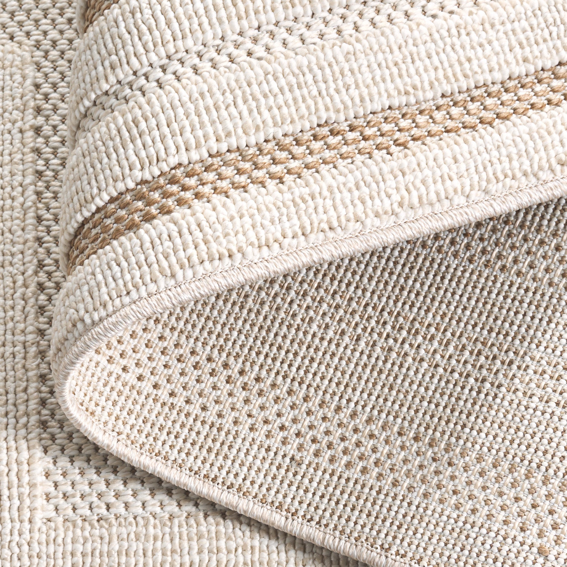 LIGHT BEIGE / BEIGE