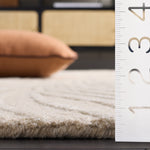 BEIGE / IVORY