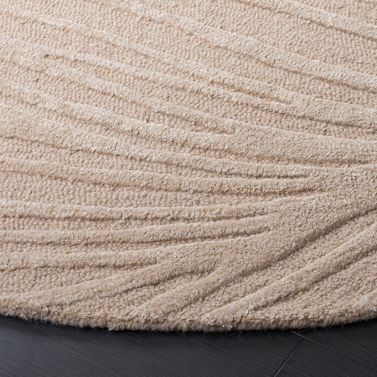 BEIGE / IVORY