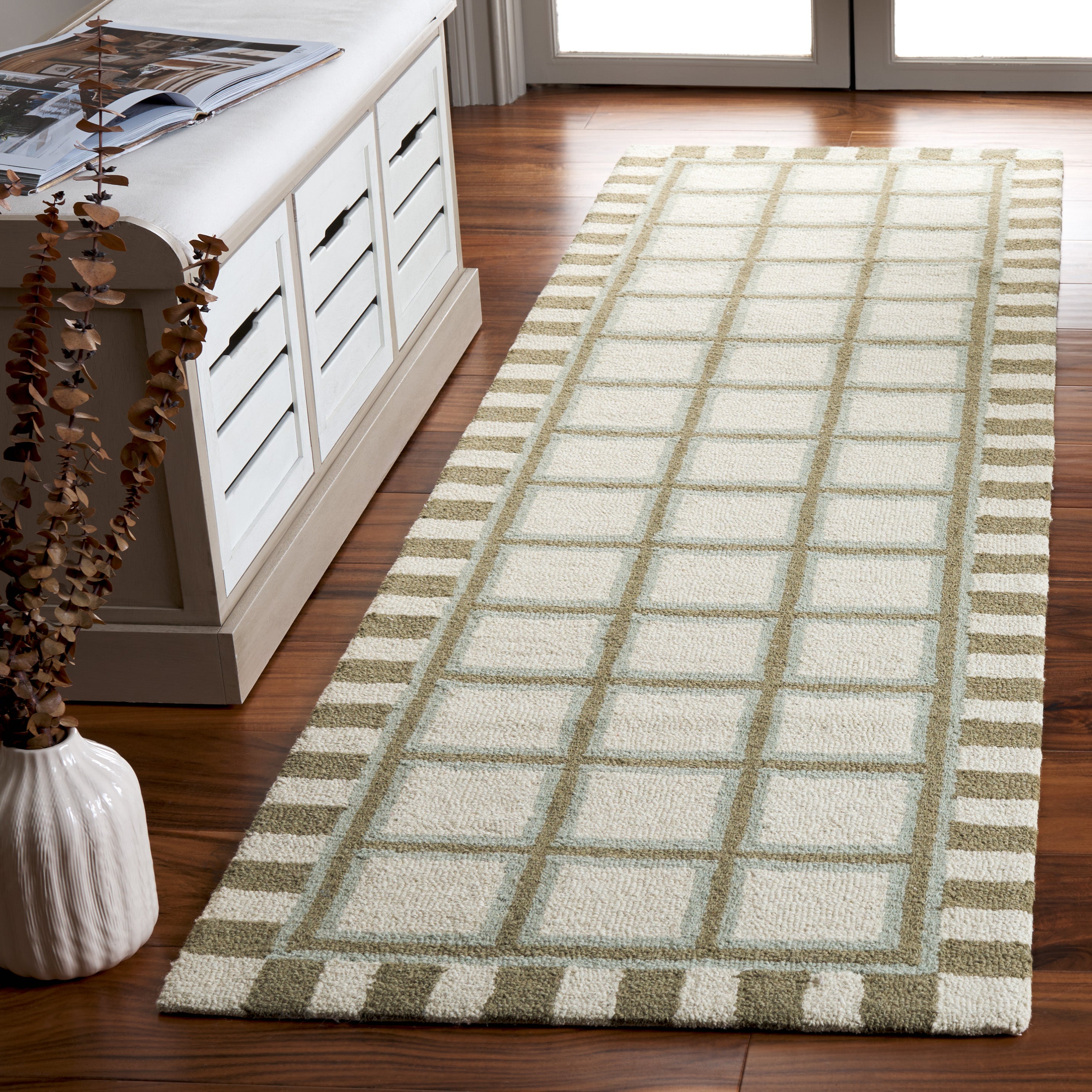GREEN / IVORY