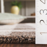 BROWN / IVORY