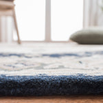 BEIGE / NAVY