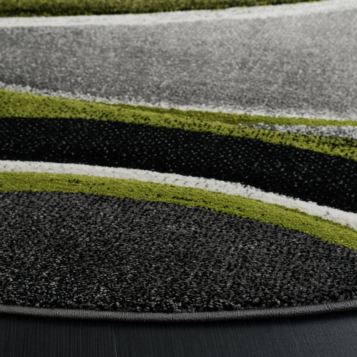 GREY / GREEN