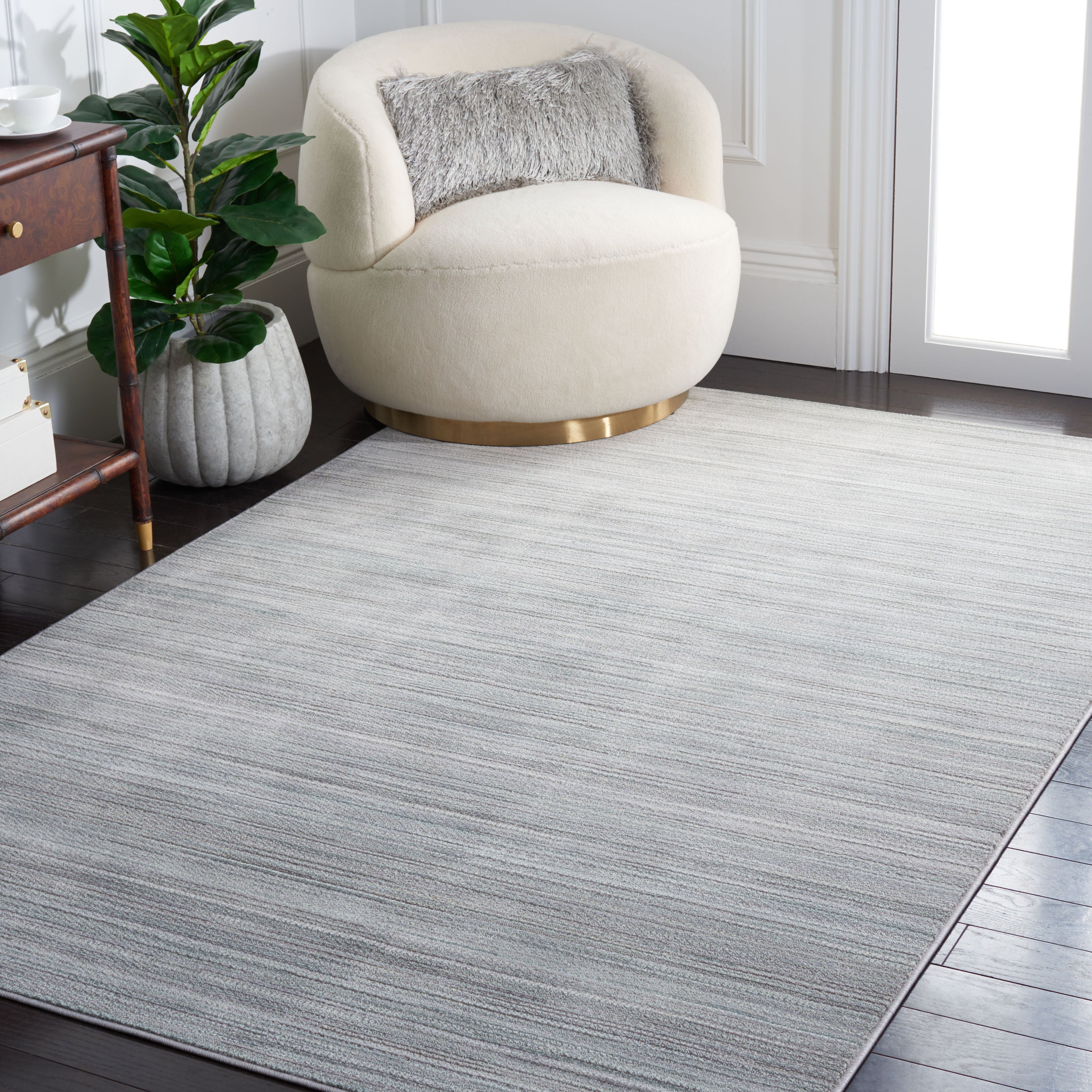 IVORY / DARK GREY