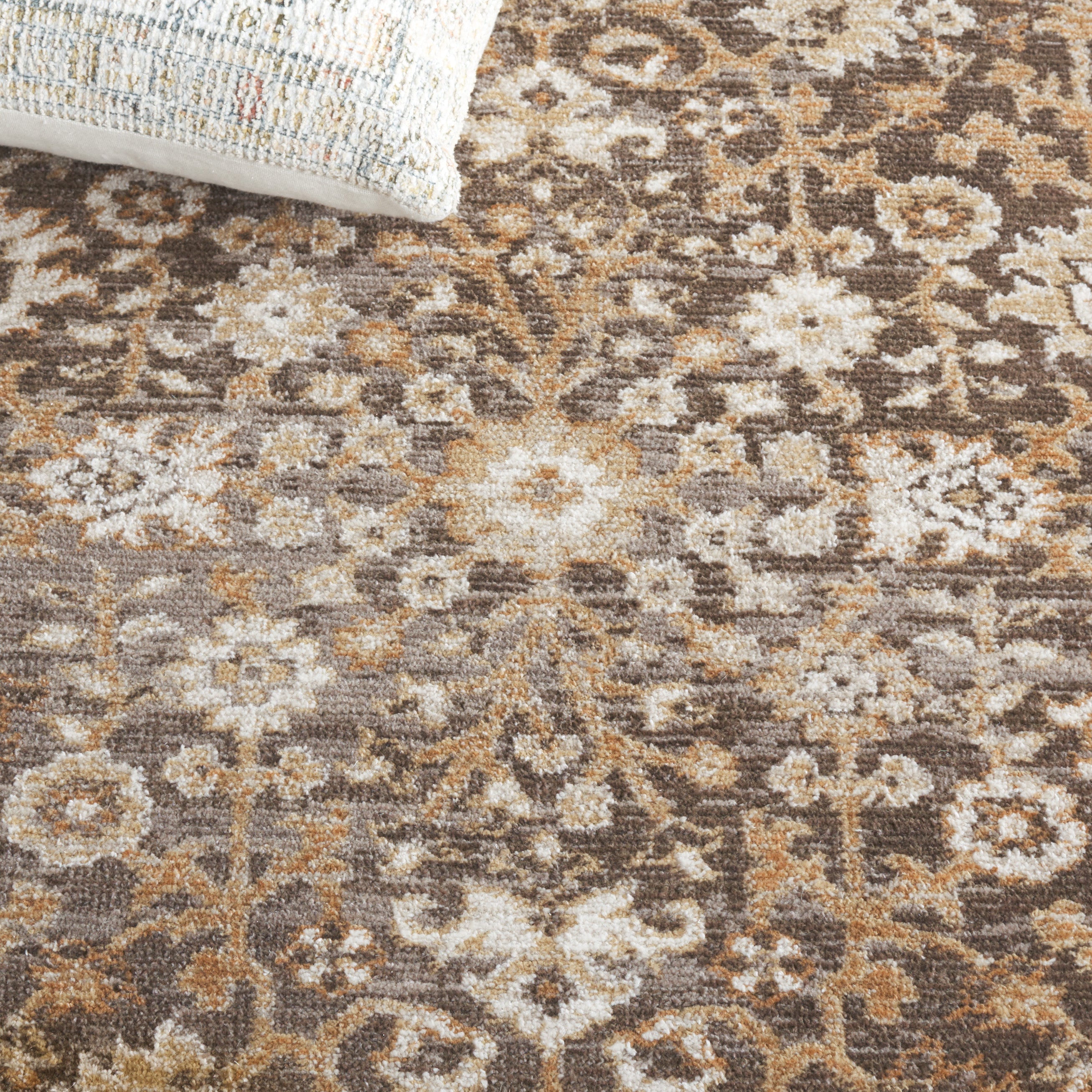 HAZEL 502 – BROWN / IVORY