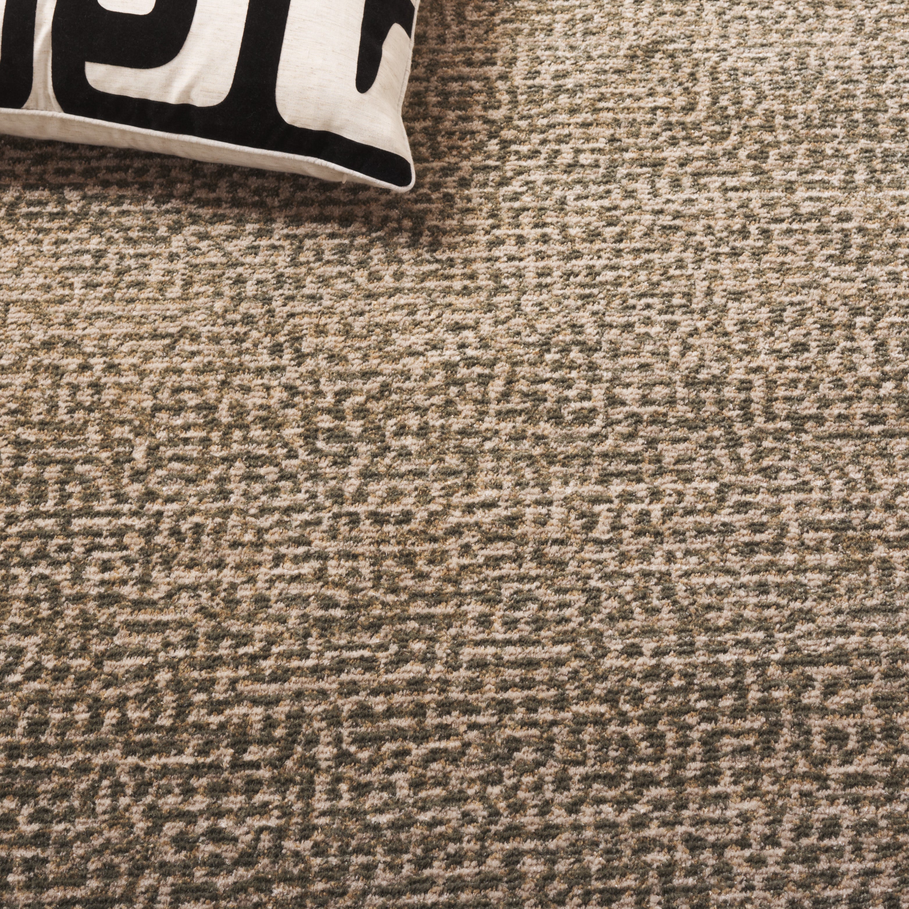 HAZEL 516 – GREEN / BEIGE