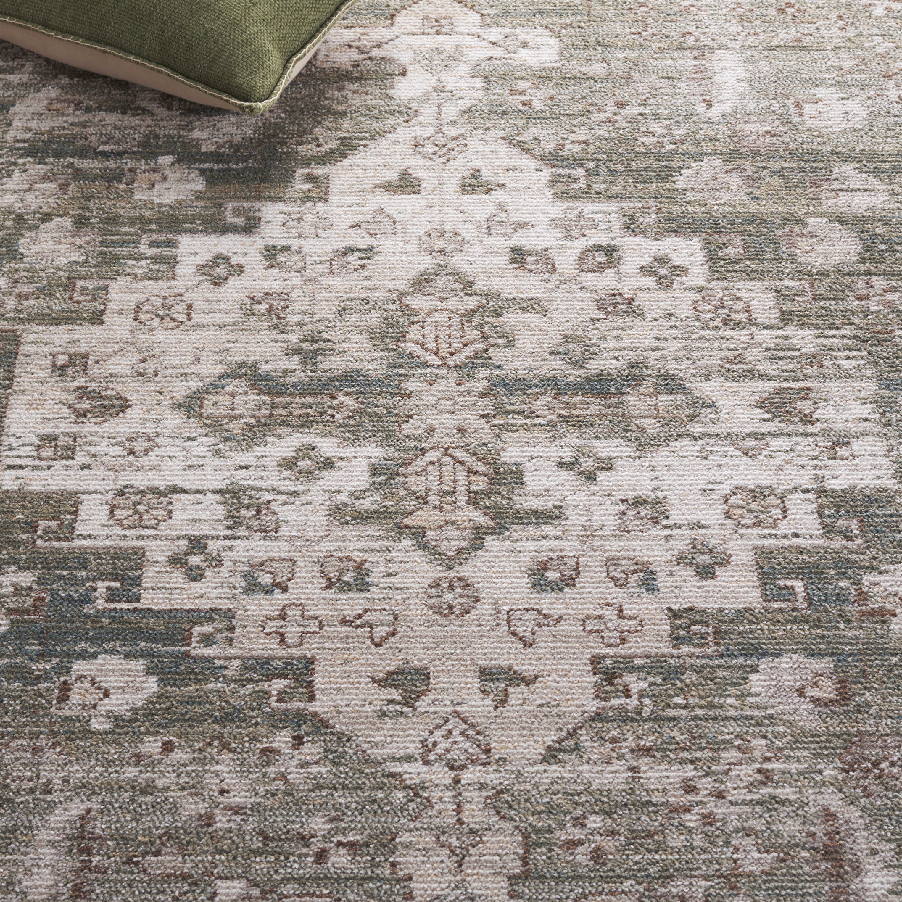 HAZEL 518 – GREEN / BEIGE