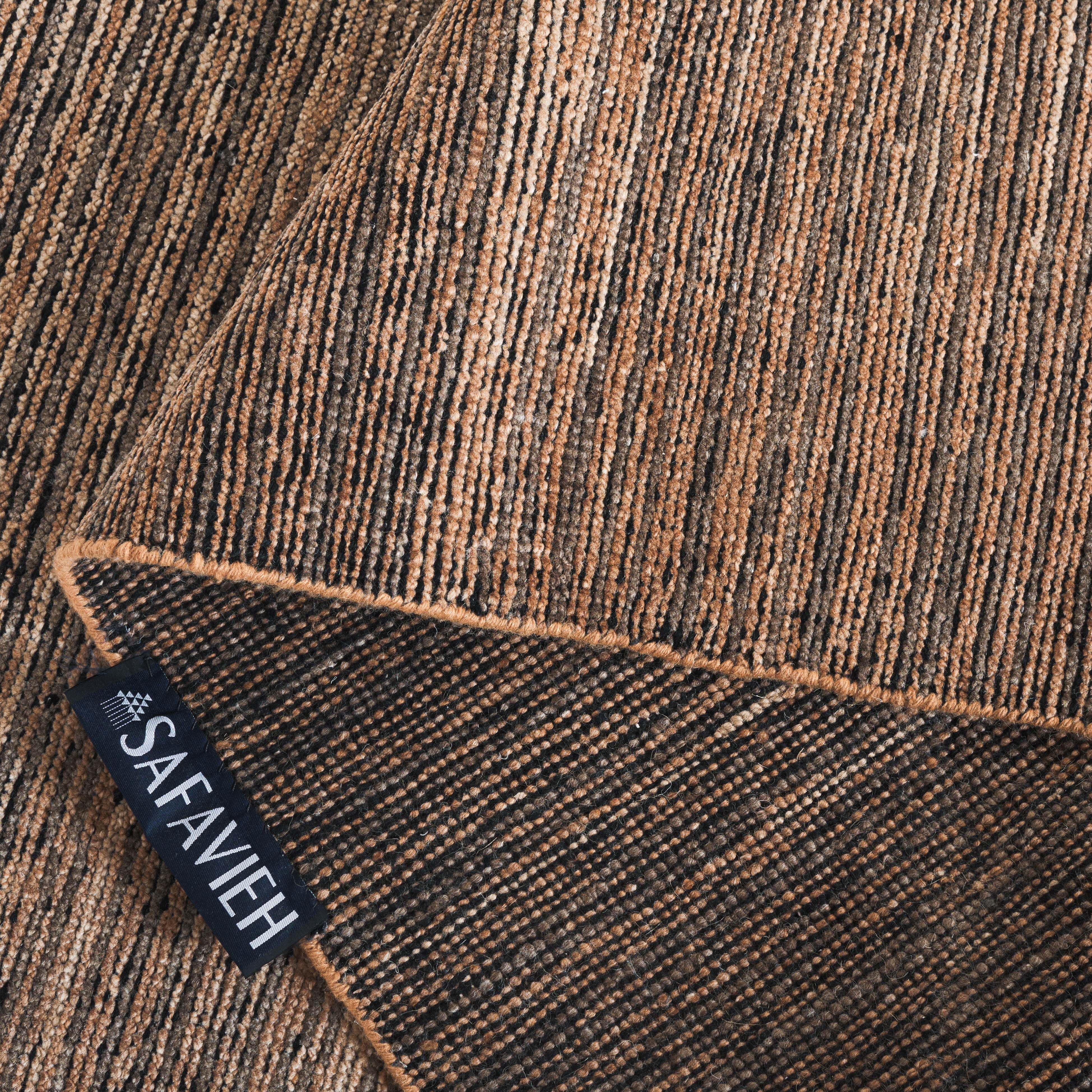 BROWN / GREY
