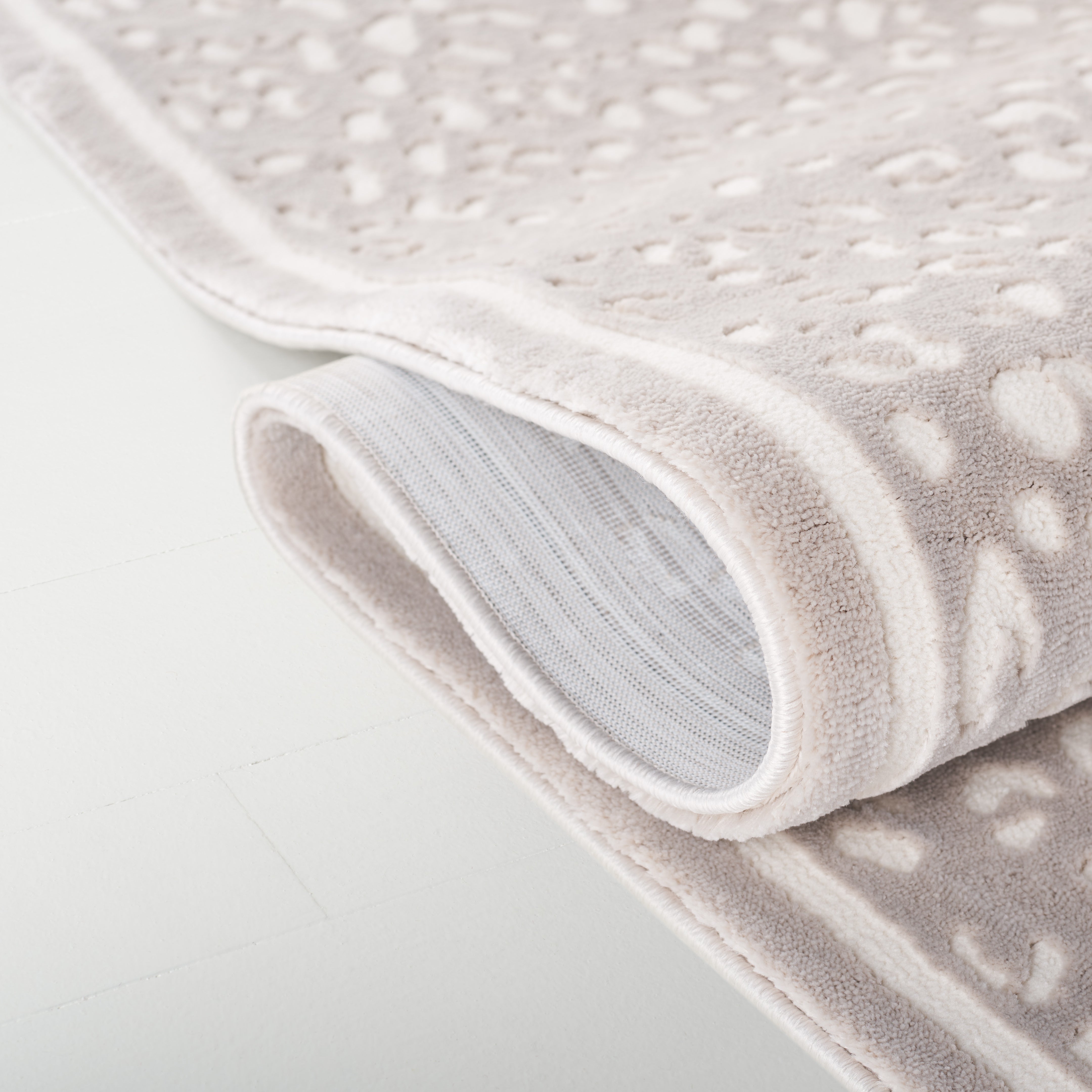 BEIGE / IVORY