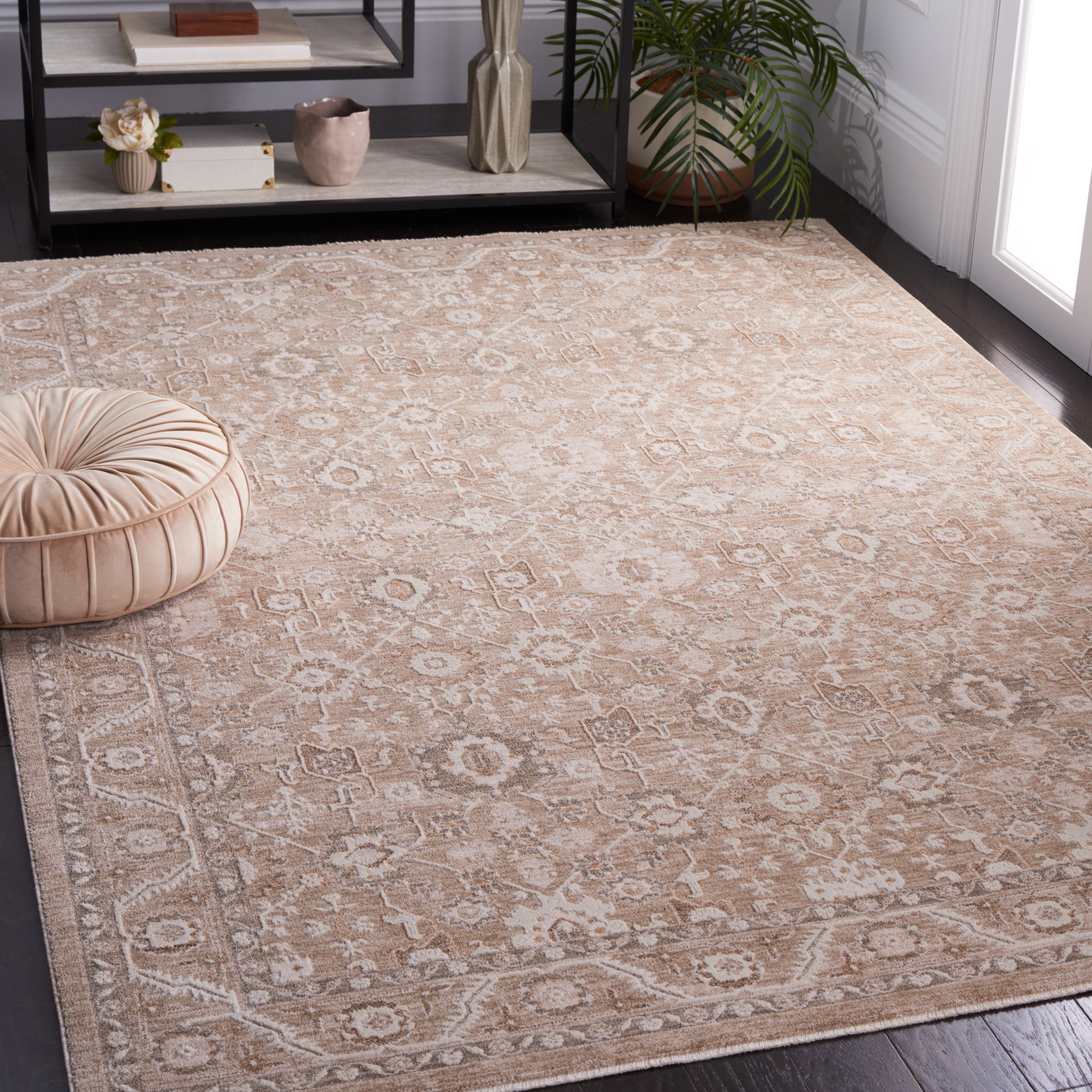 BEIGE / IVORY