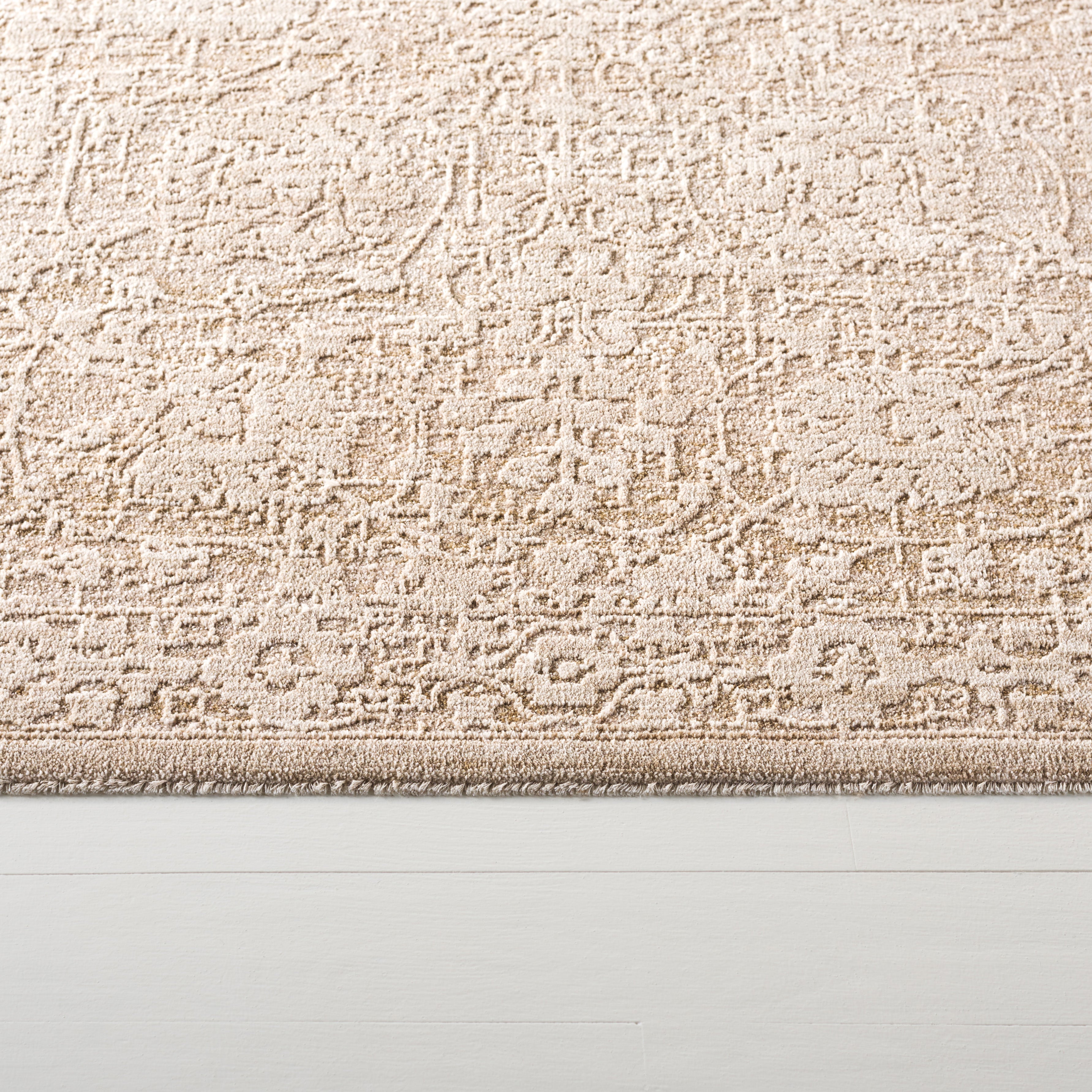 BEIGE / IVORY