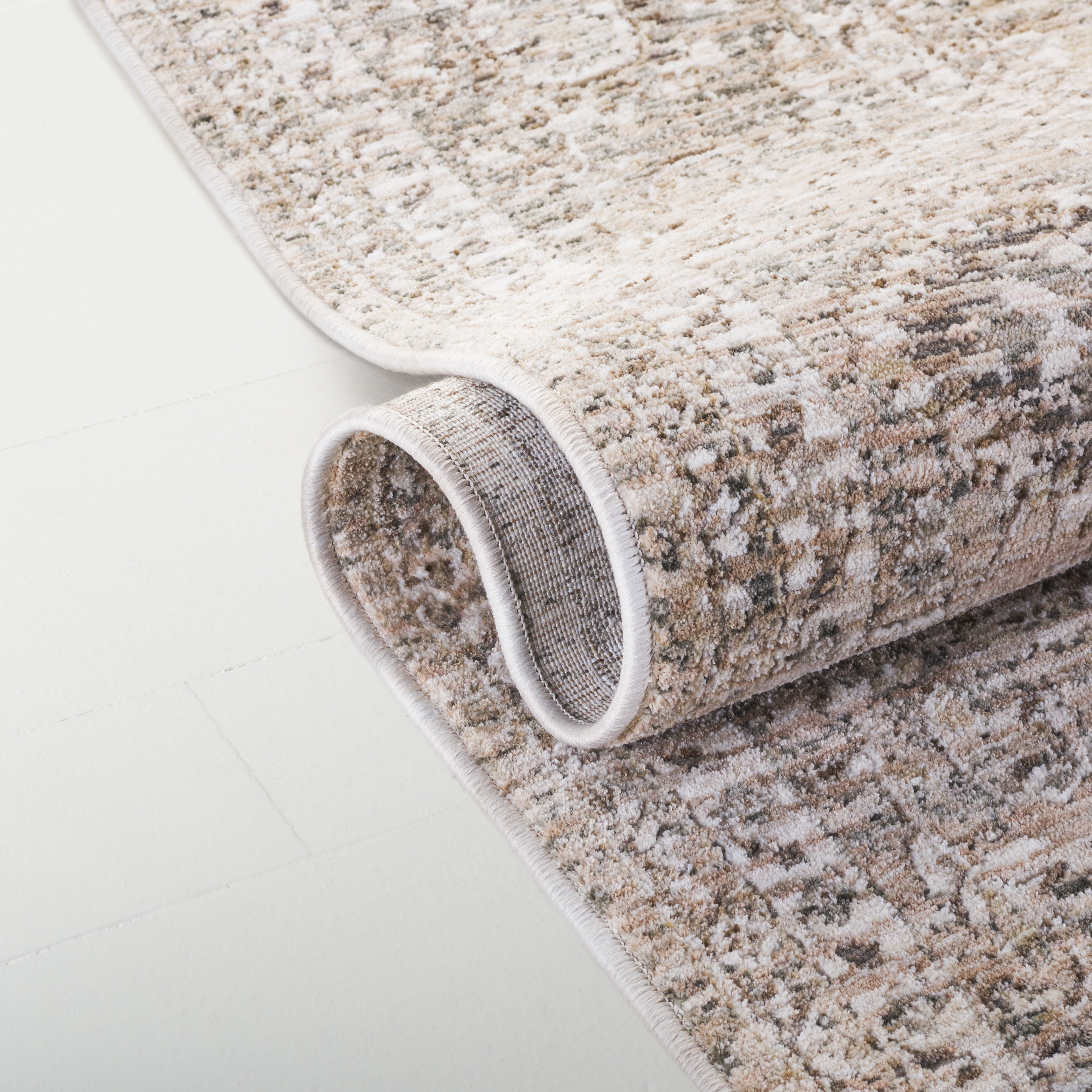 BEIGE / TAUPE