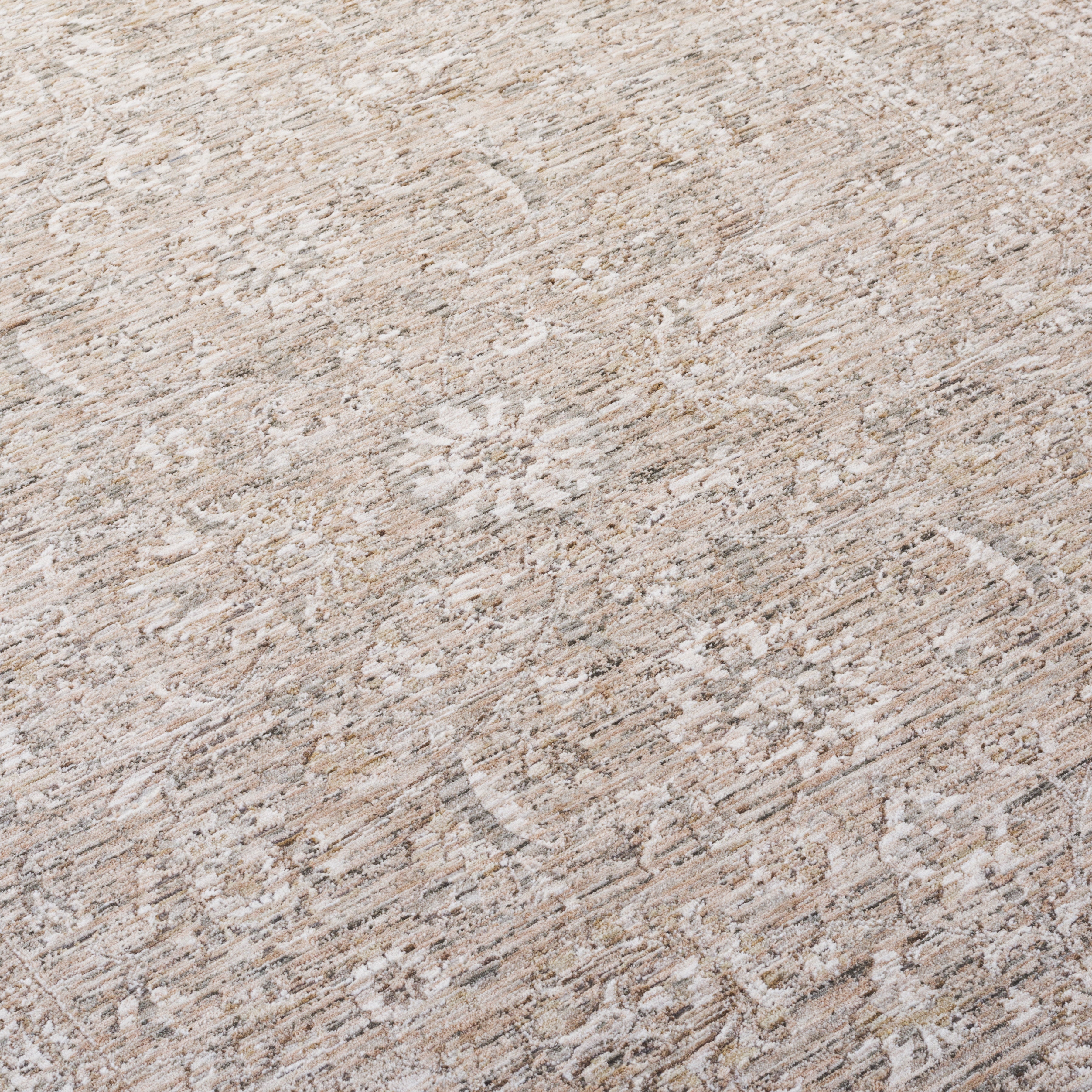 BEIGE / TAUPE