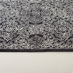 BLACK / IVORY