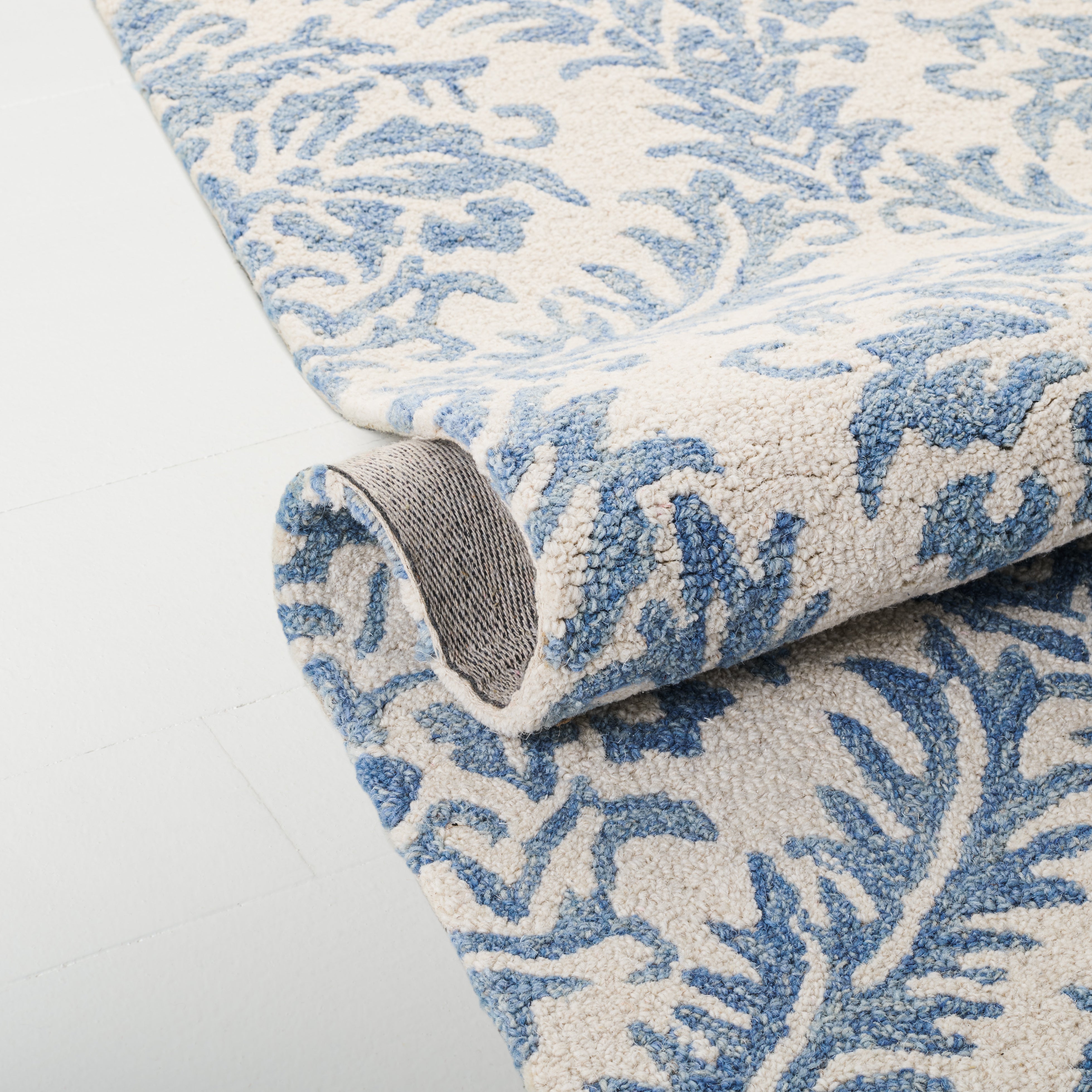 BLUE / IVORY