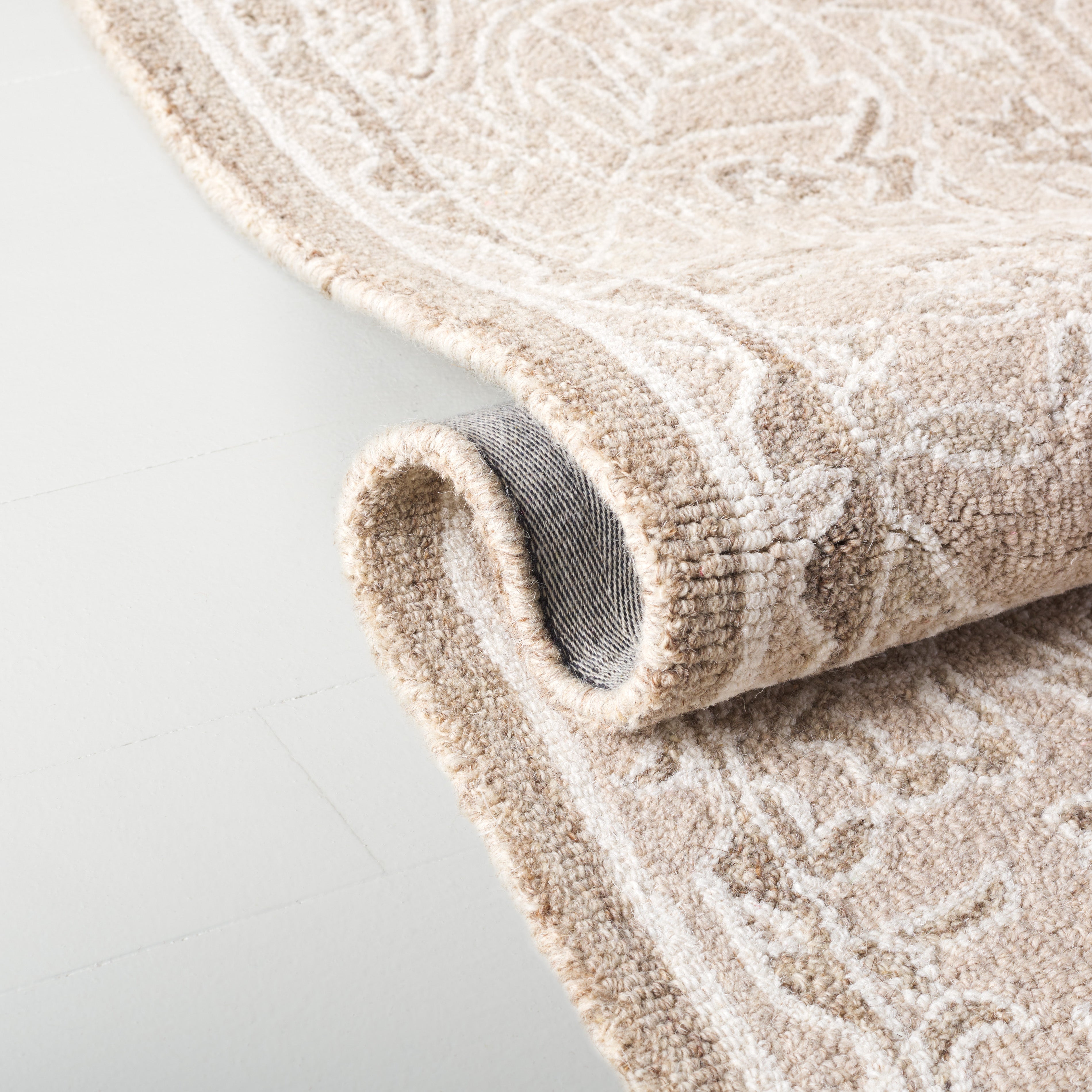 BEIGE / IVORY