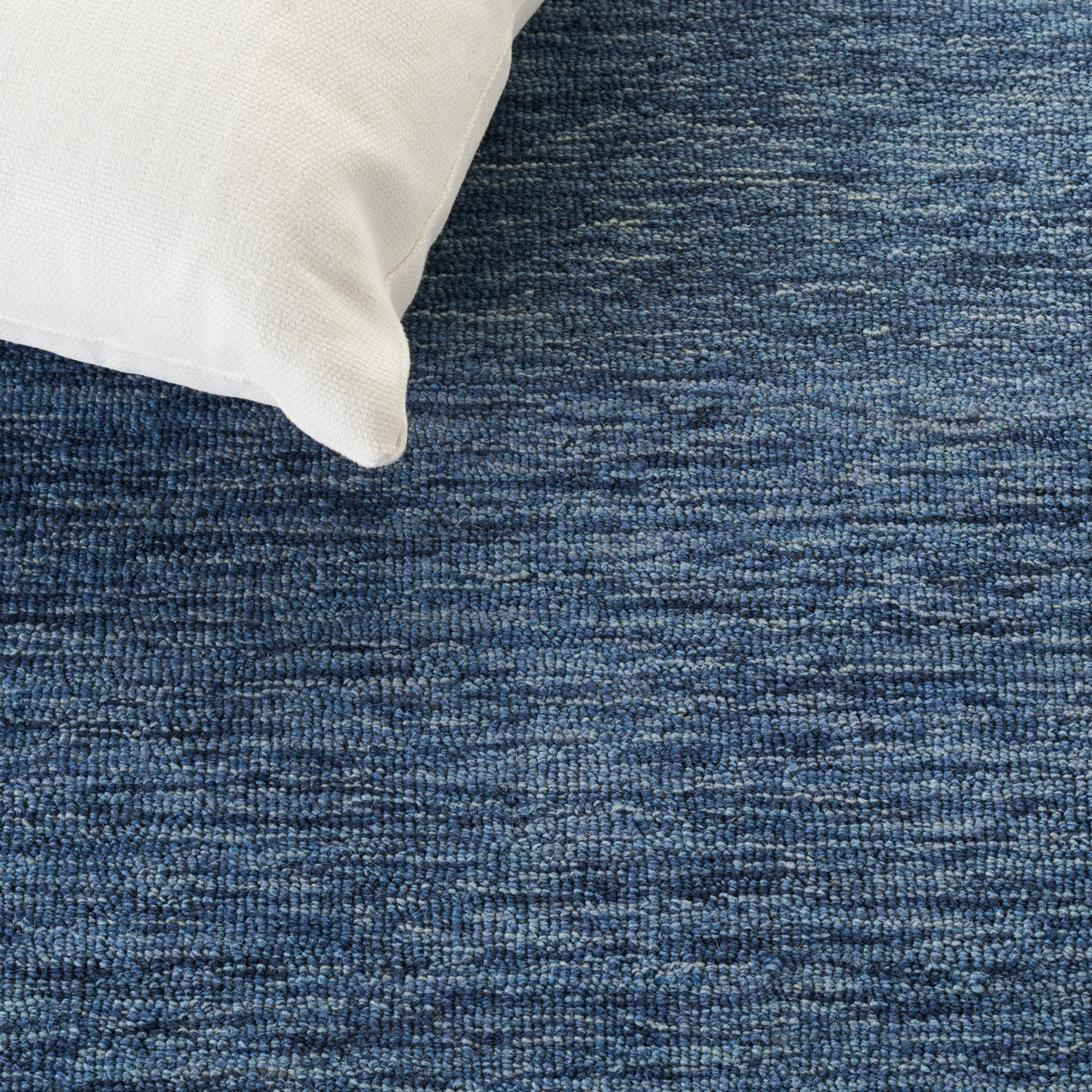 BLUE / IVORY