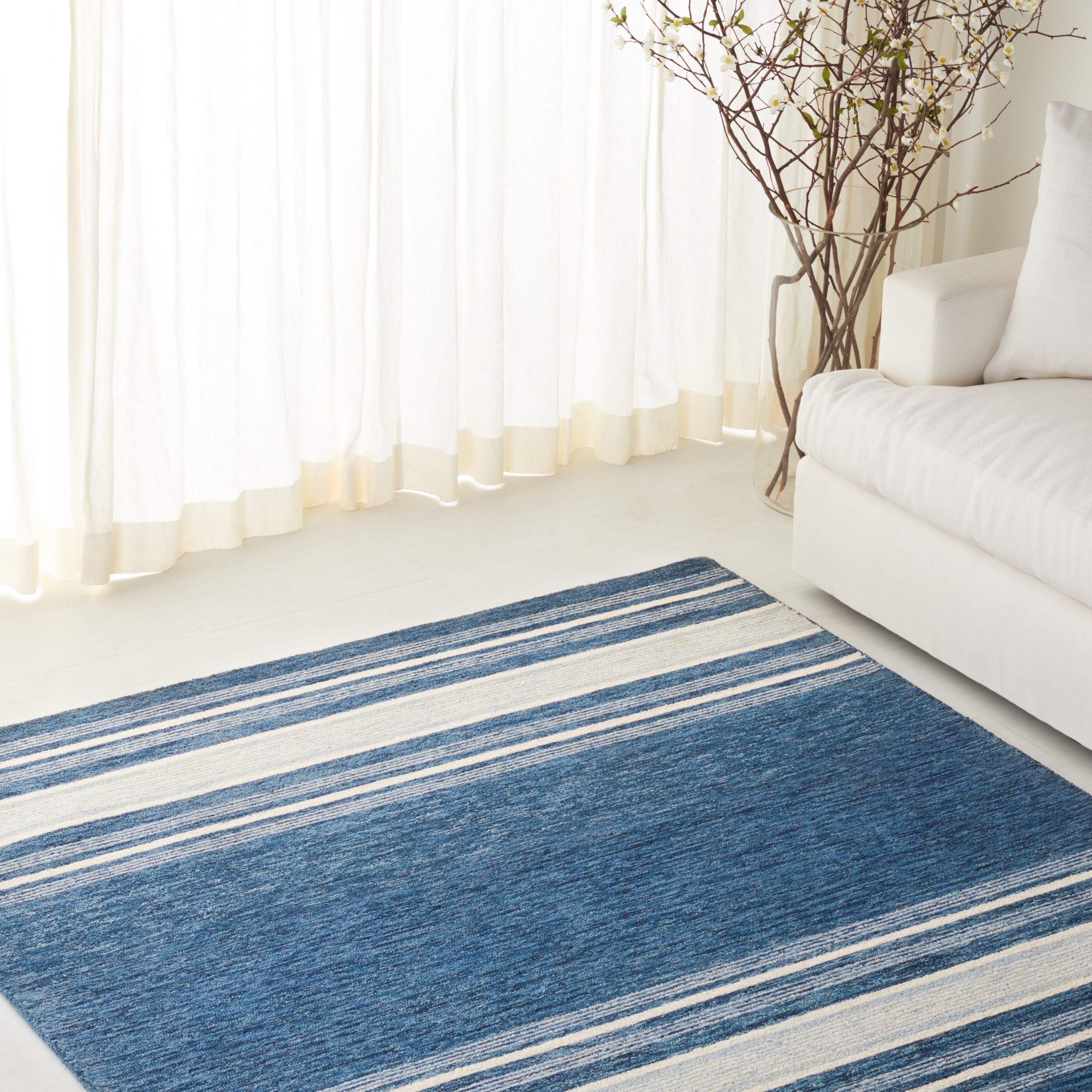 BLUE / IVORY