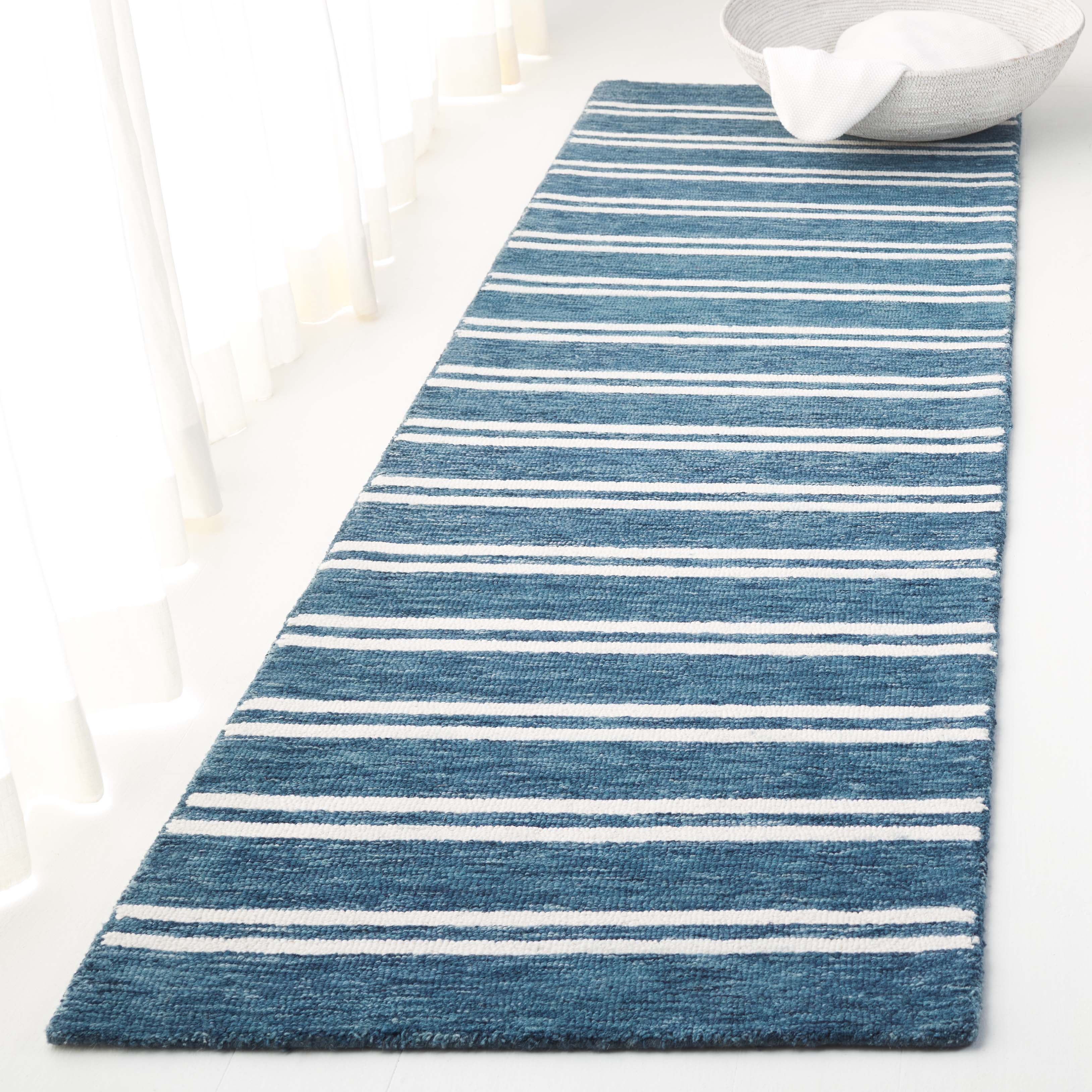 BLUE / IVORY