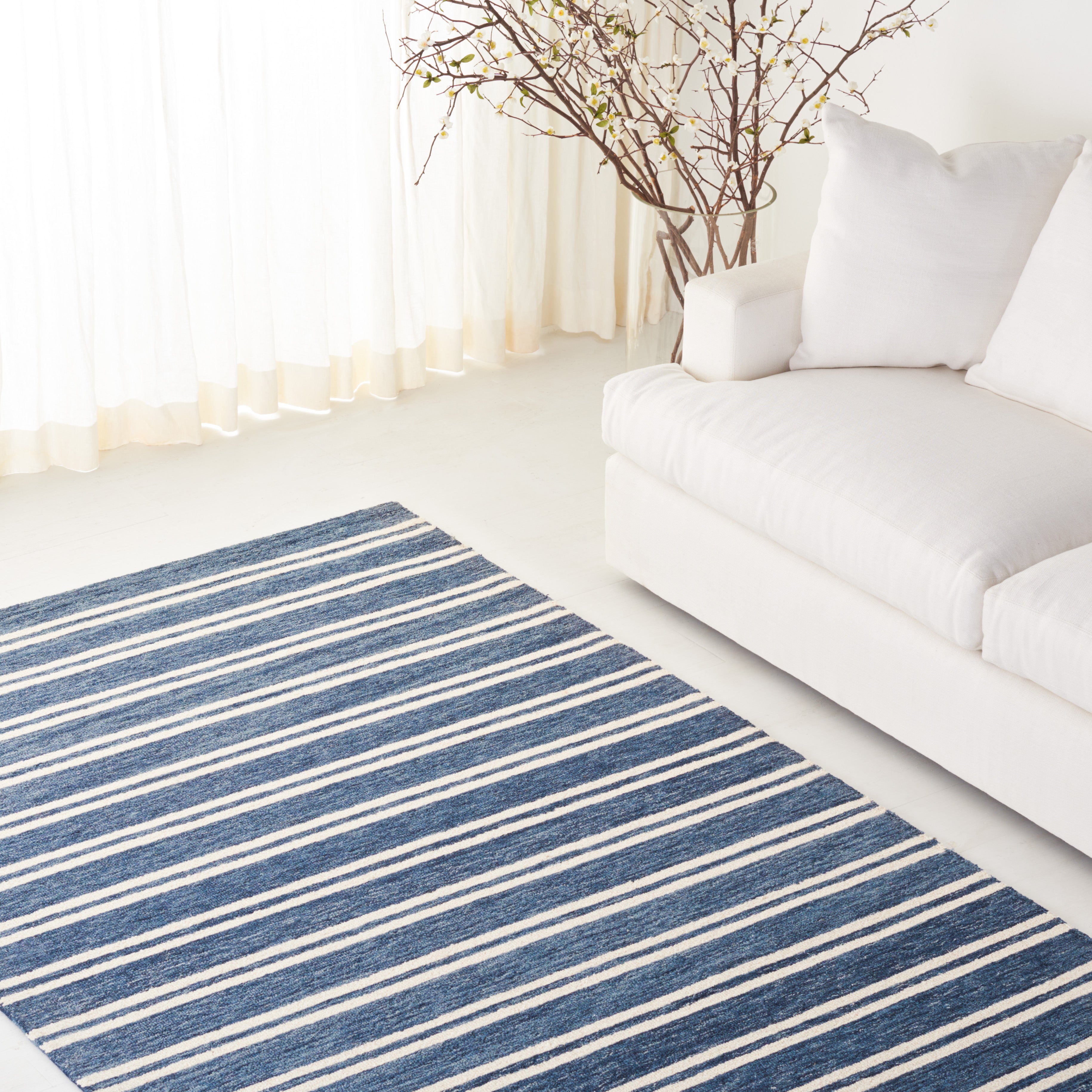BLUE / IVORY