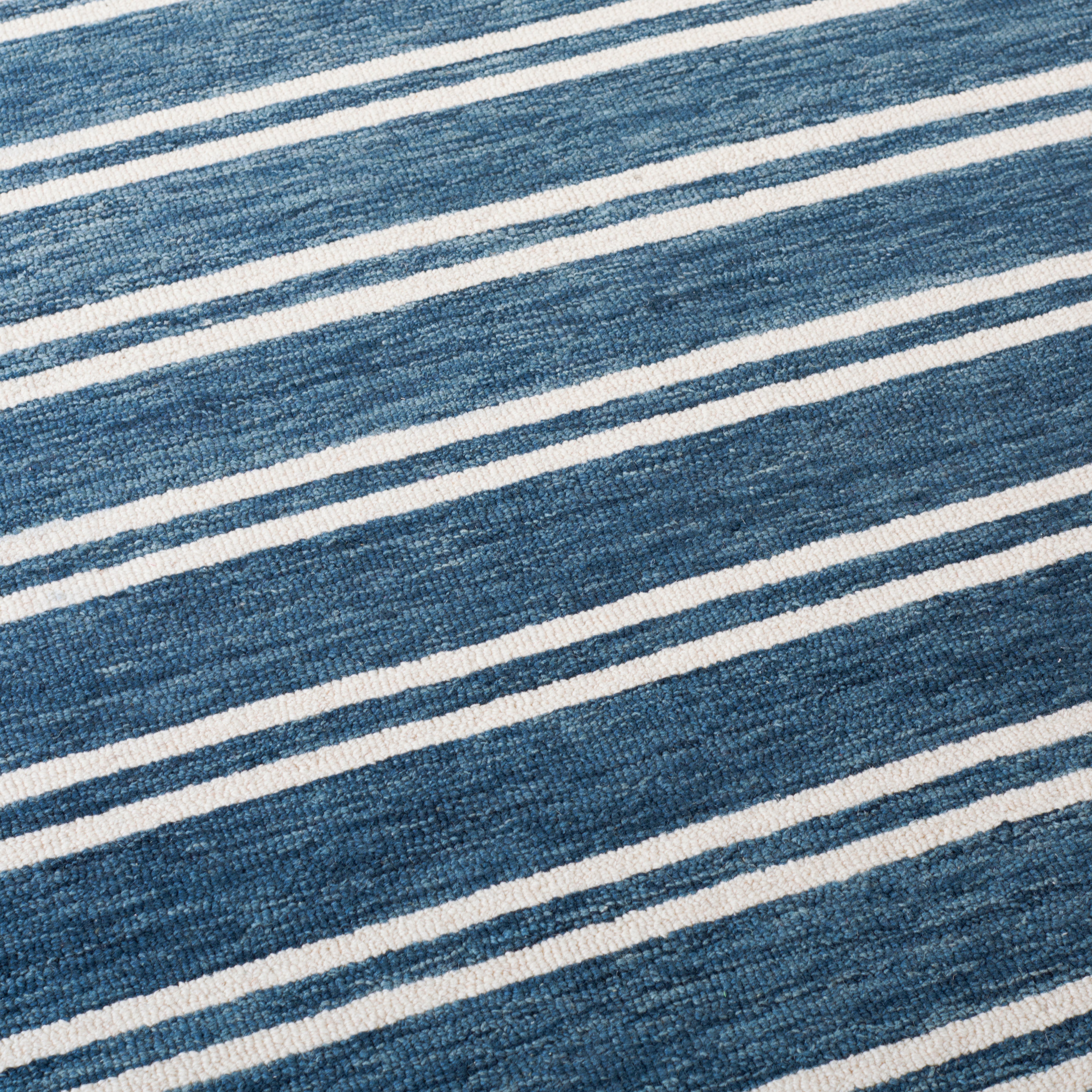 BLUE / IVORY