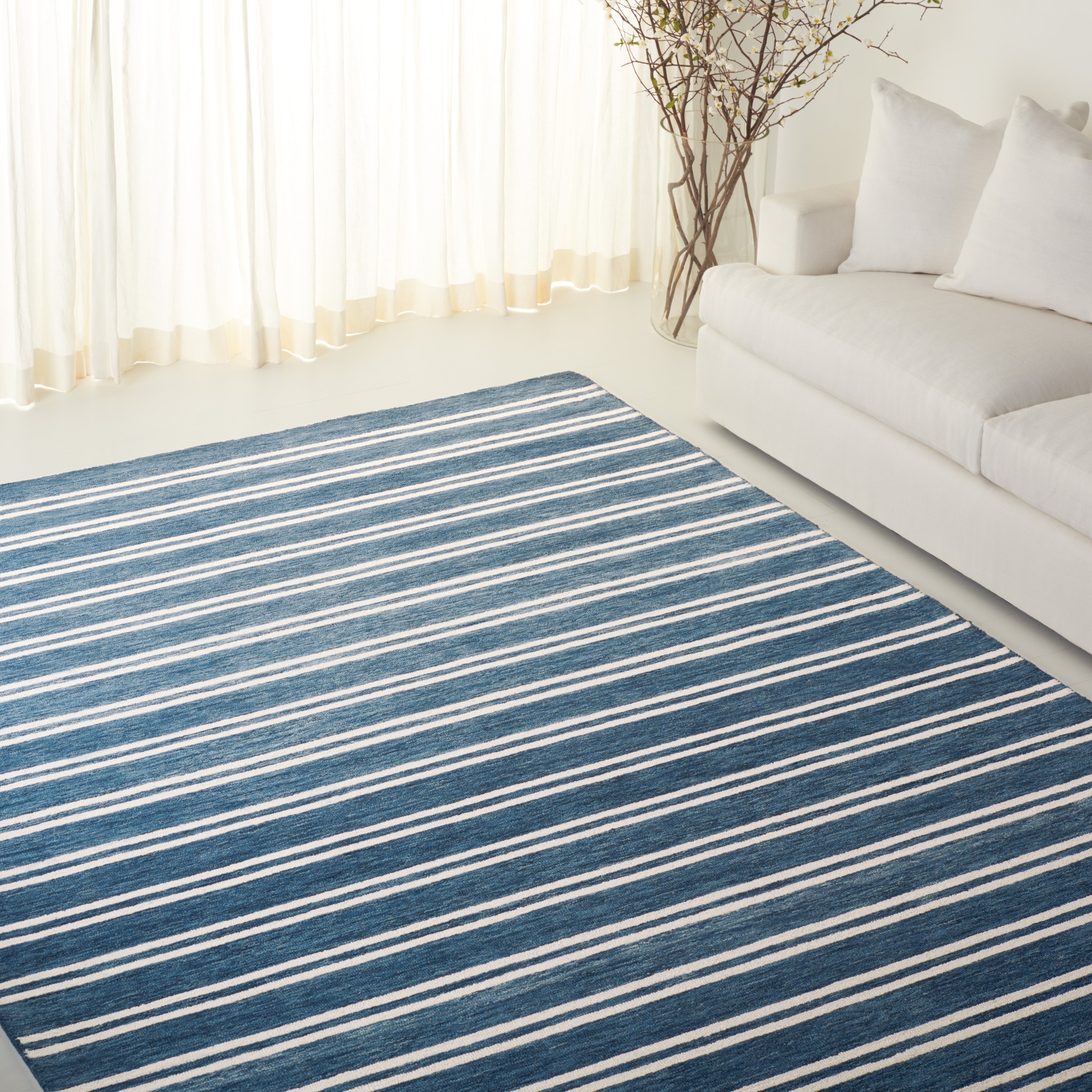 BLUE / IVORY