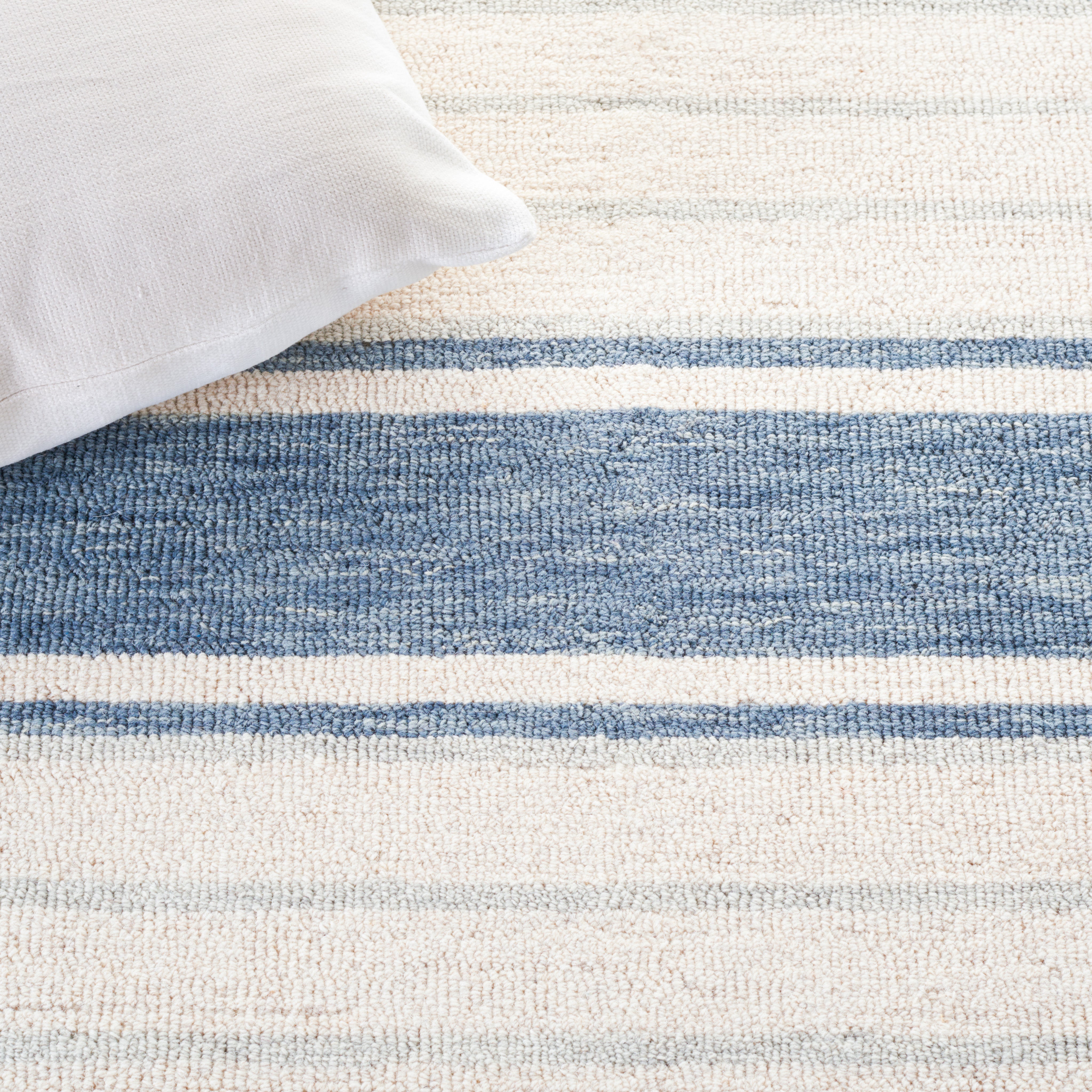 BLUE / IVORY