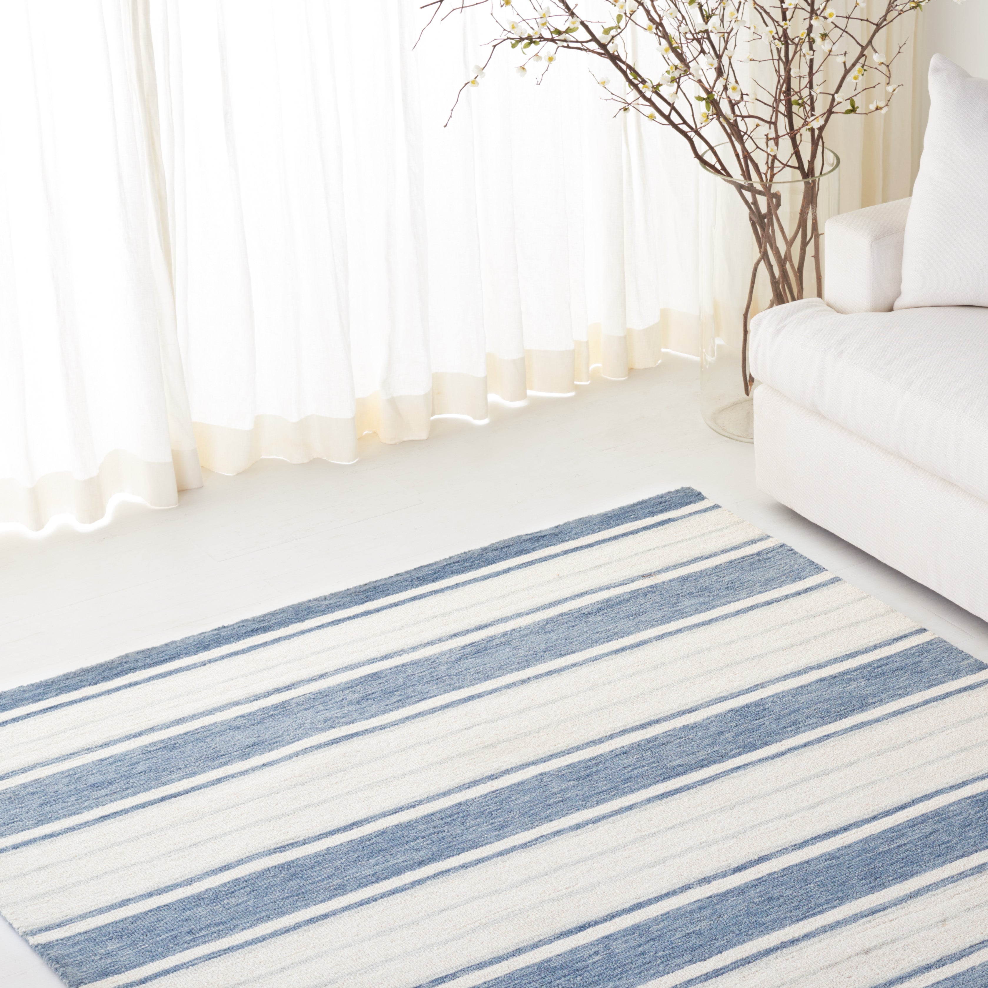 BLUE / IVORY