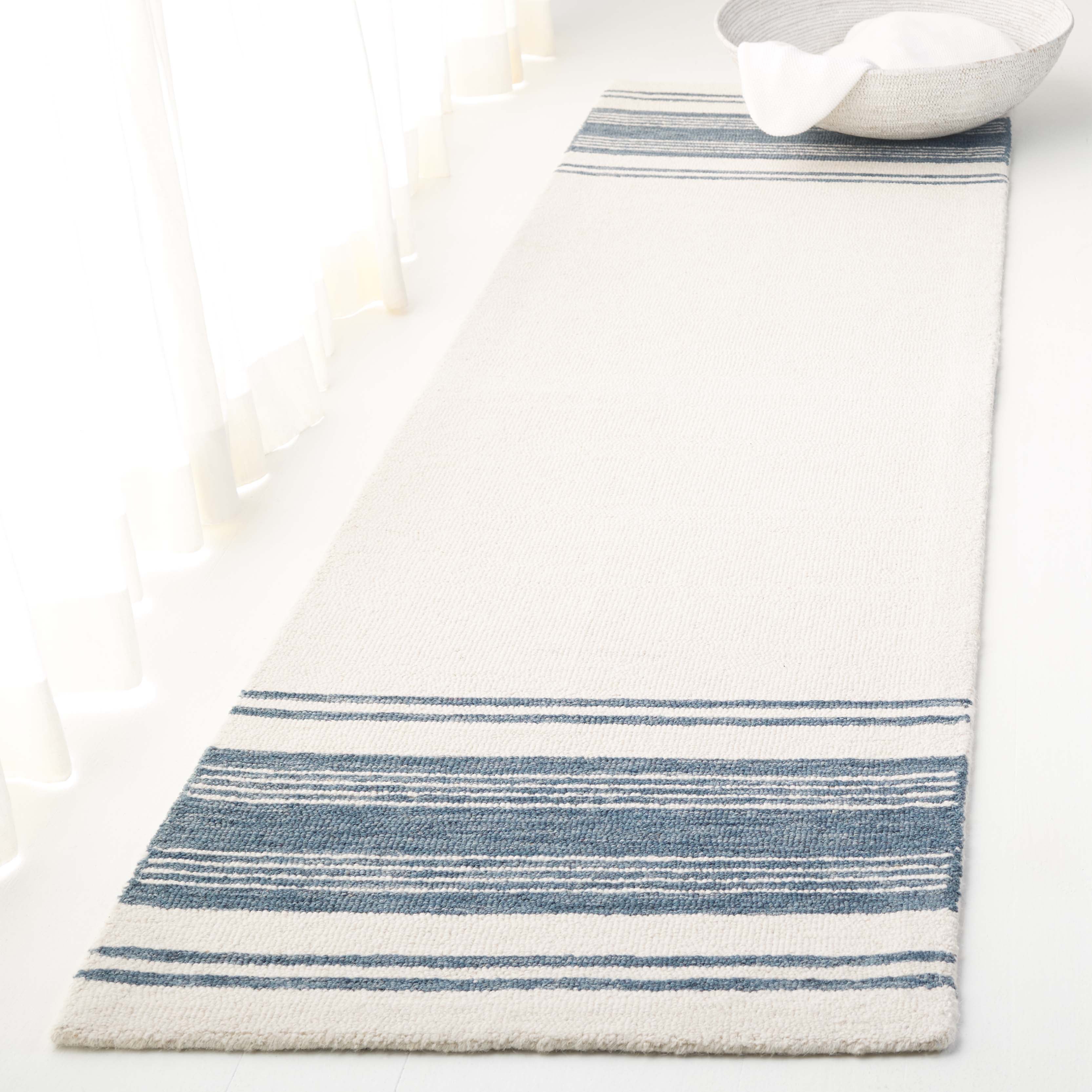 IVORY / BLUE