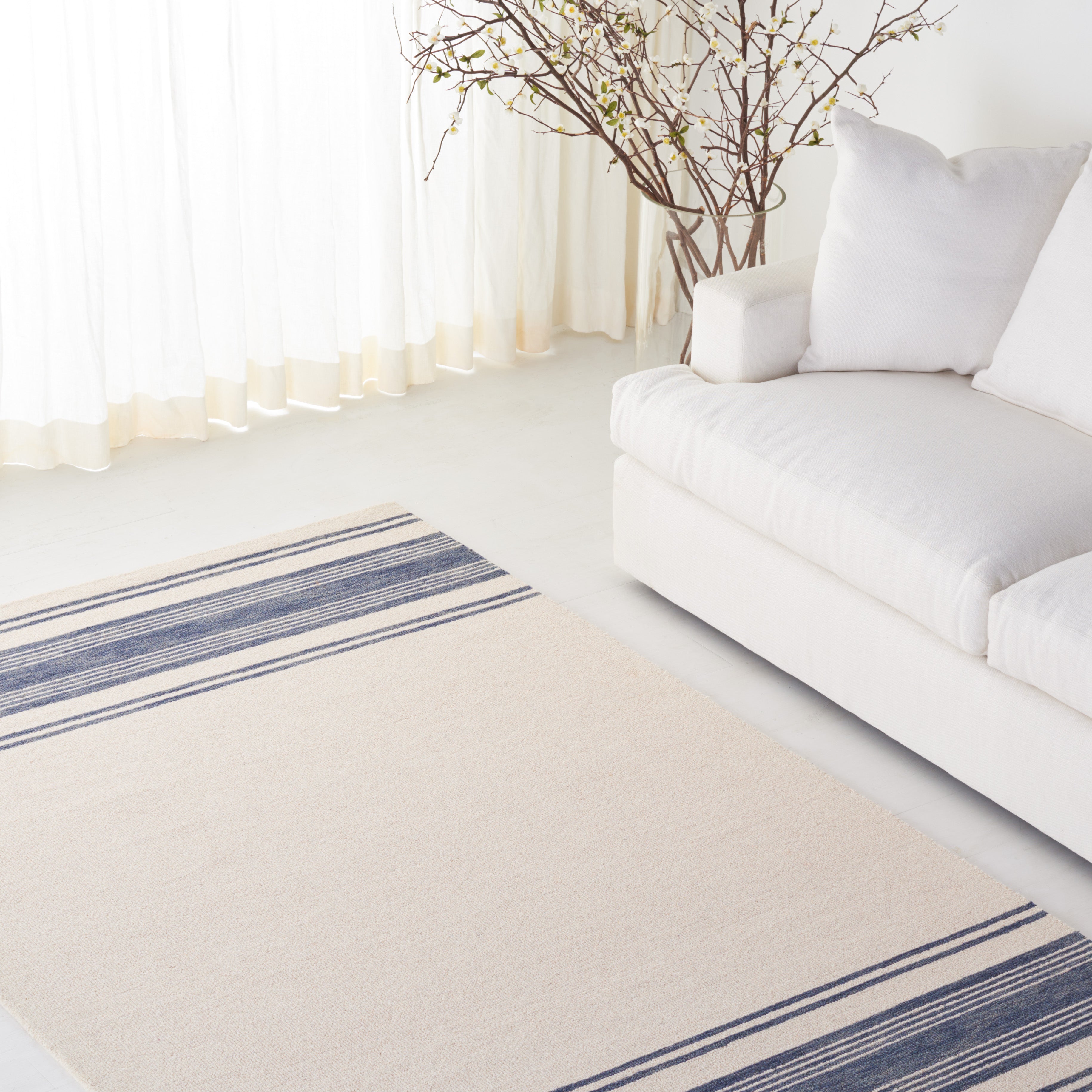 IVORY / BLUE