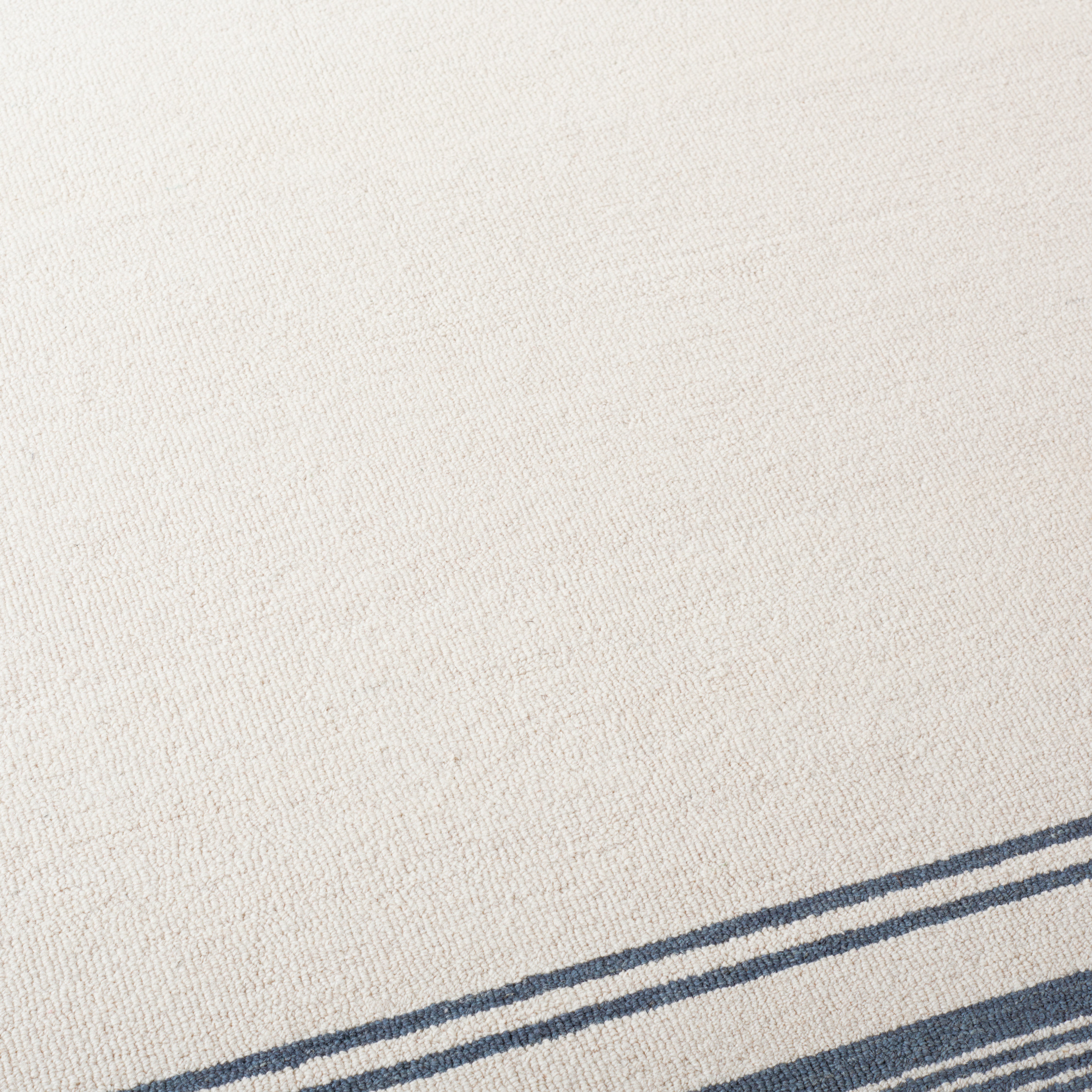 IVORY / BLUE