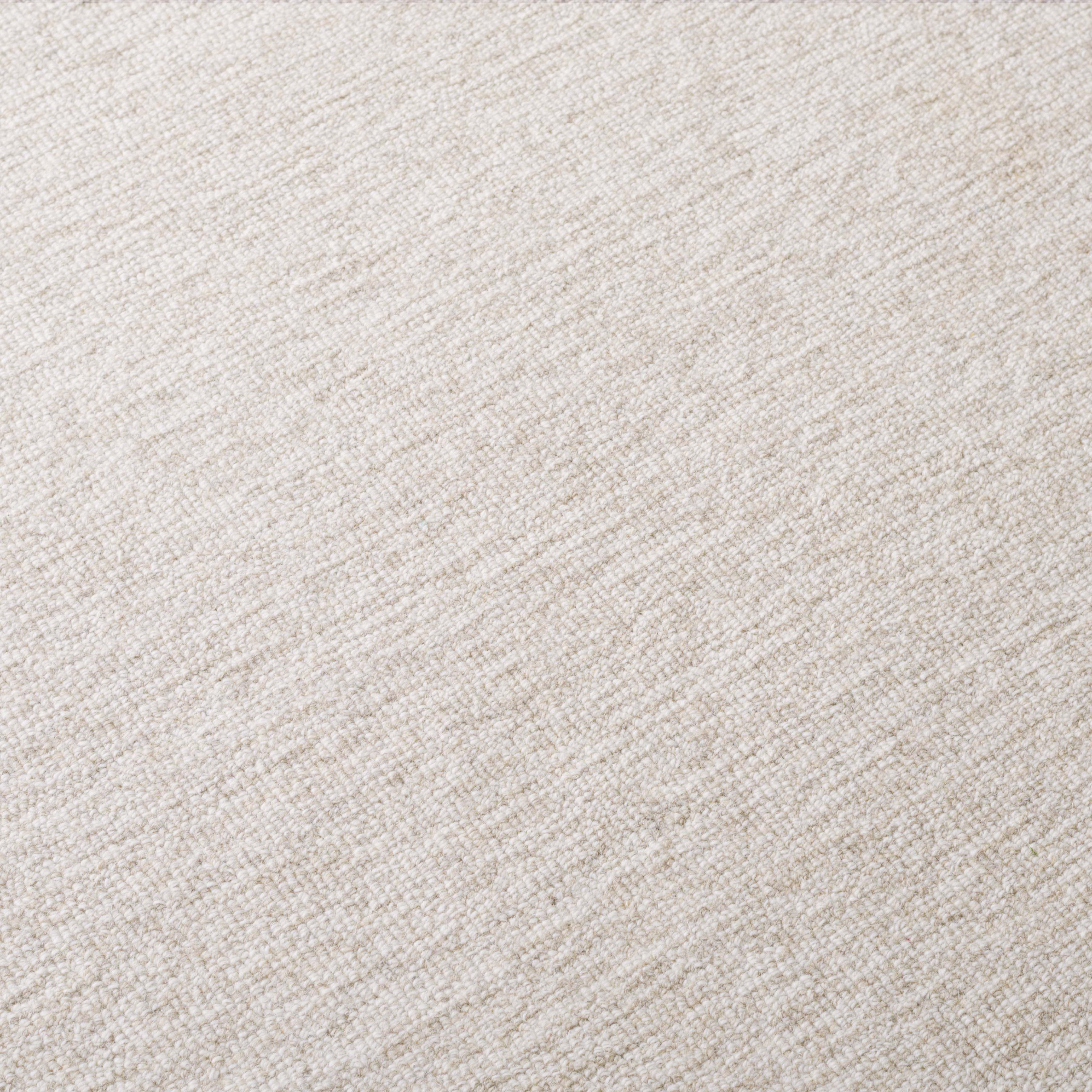 BEIGE / IVORY