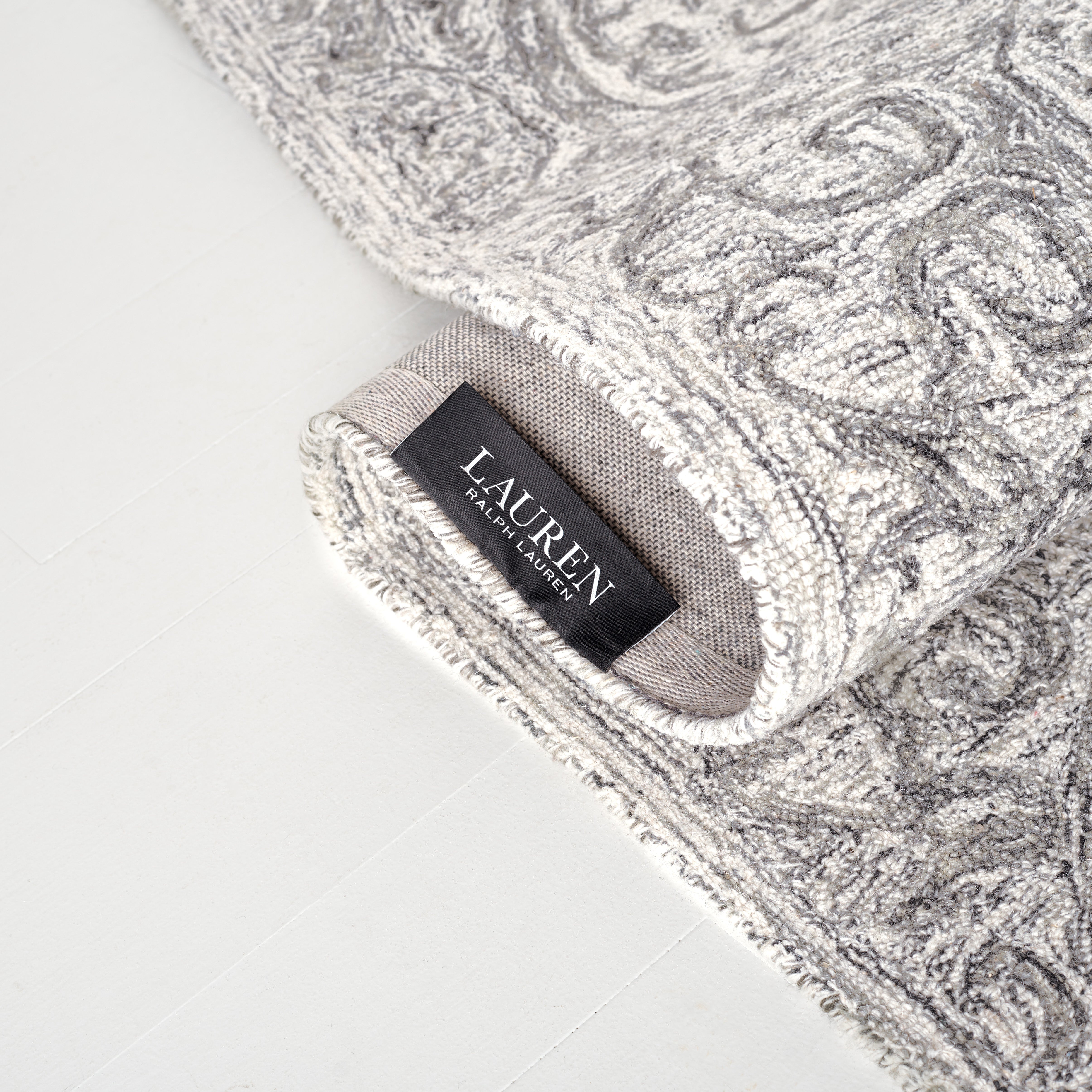 IVORY / GREY