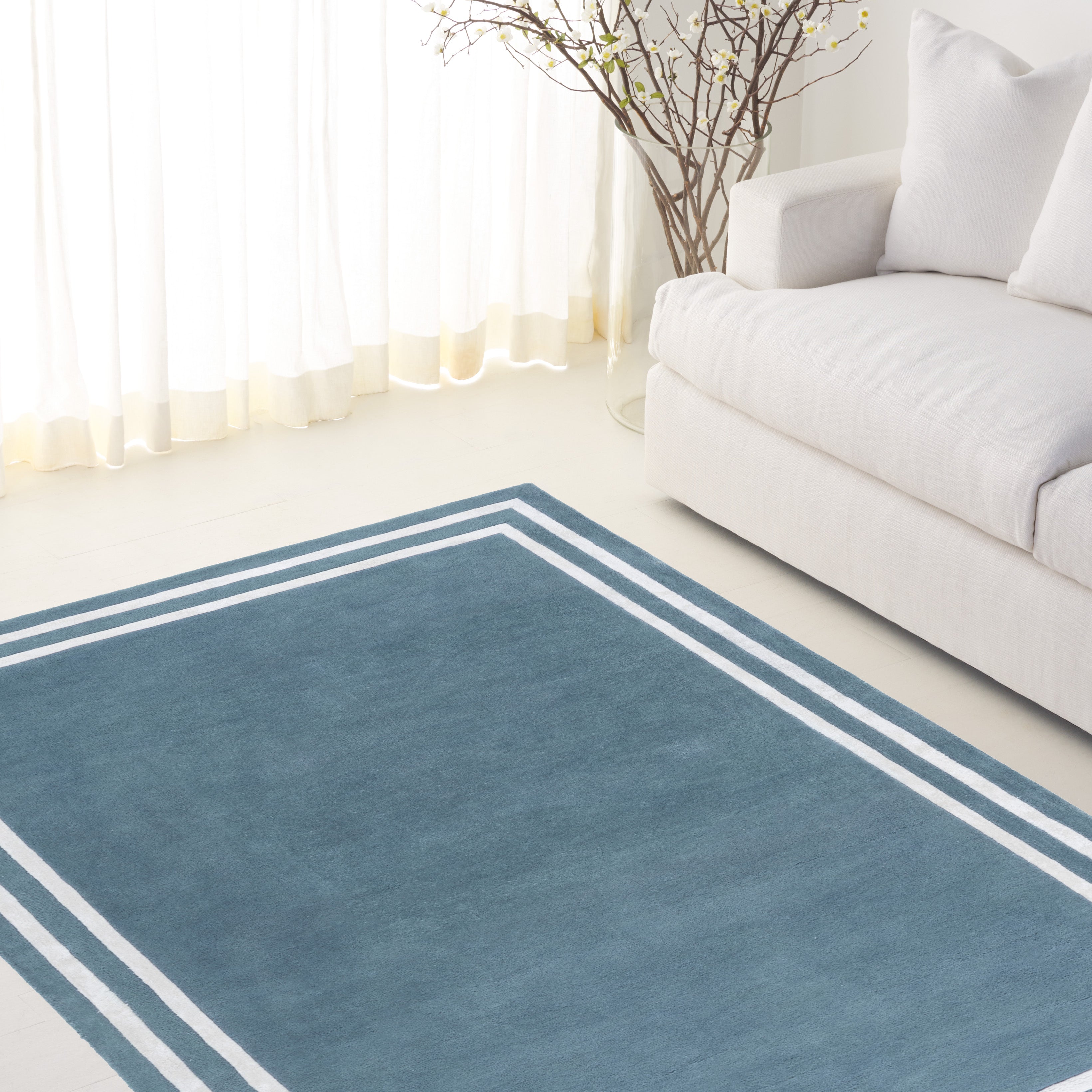 LIGHT BLUE / IVORY