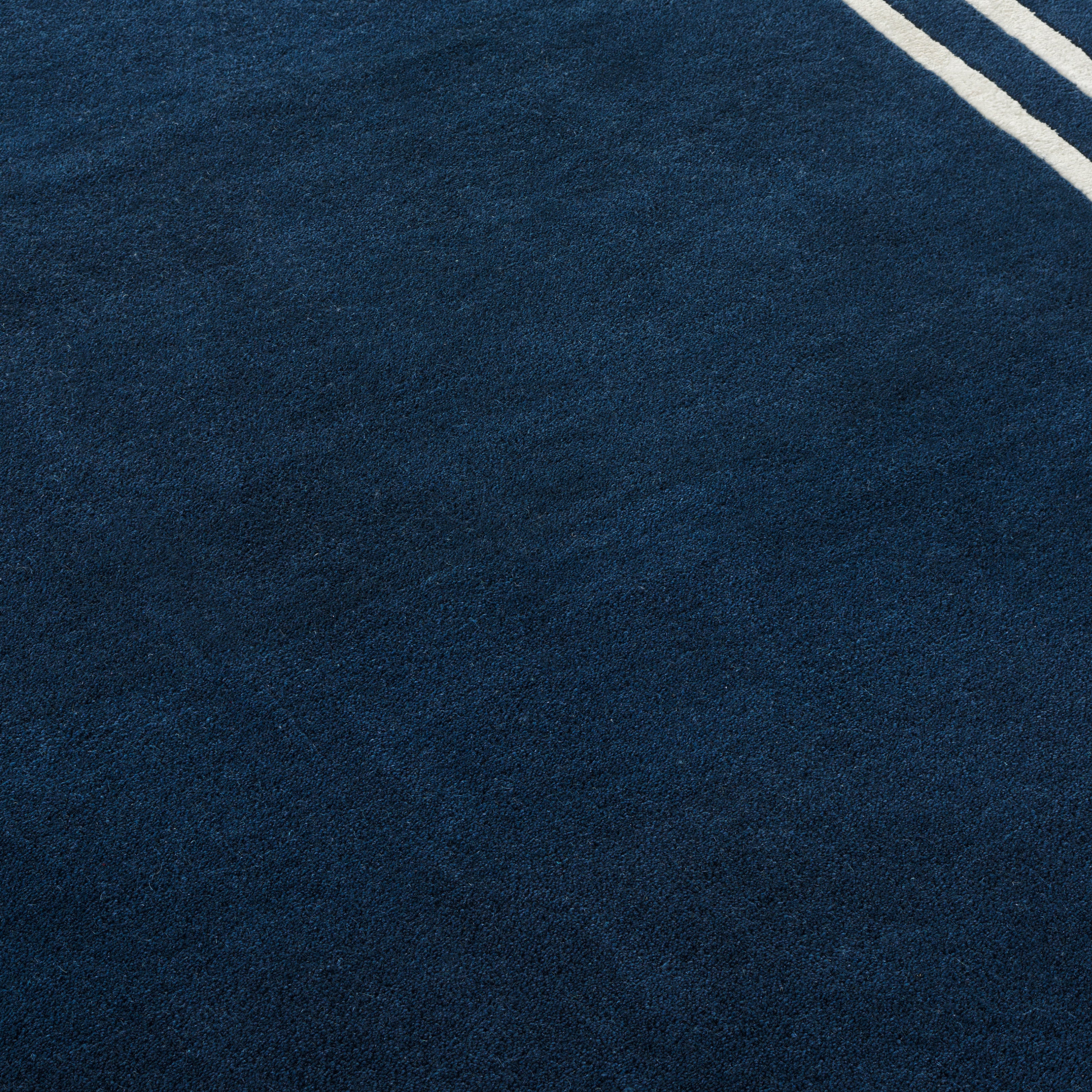 DARK BLUE / IVORY