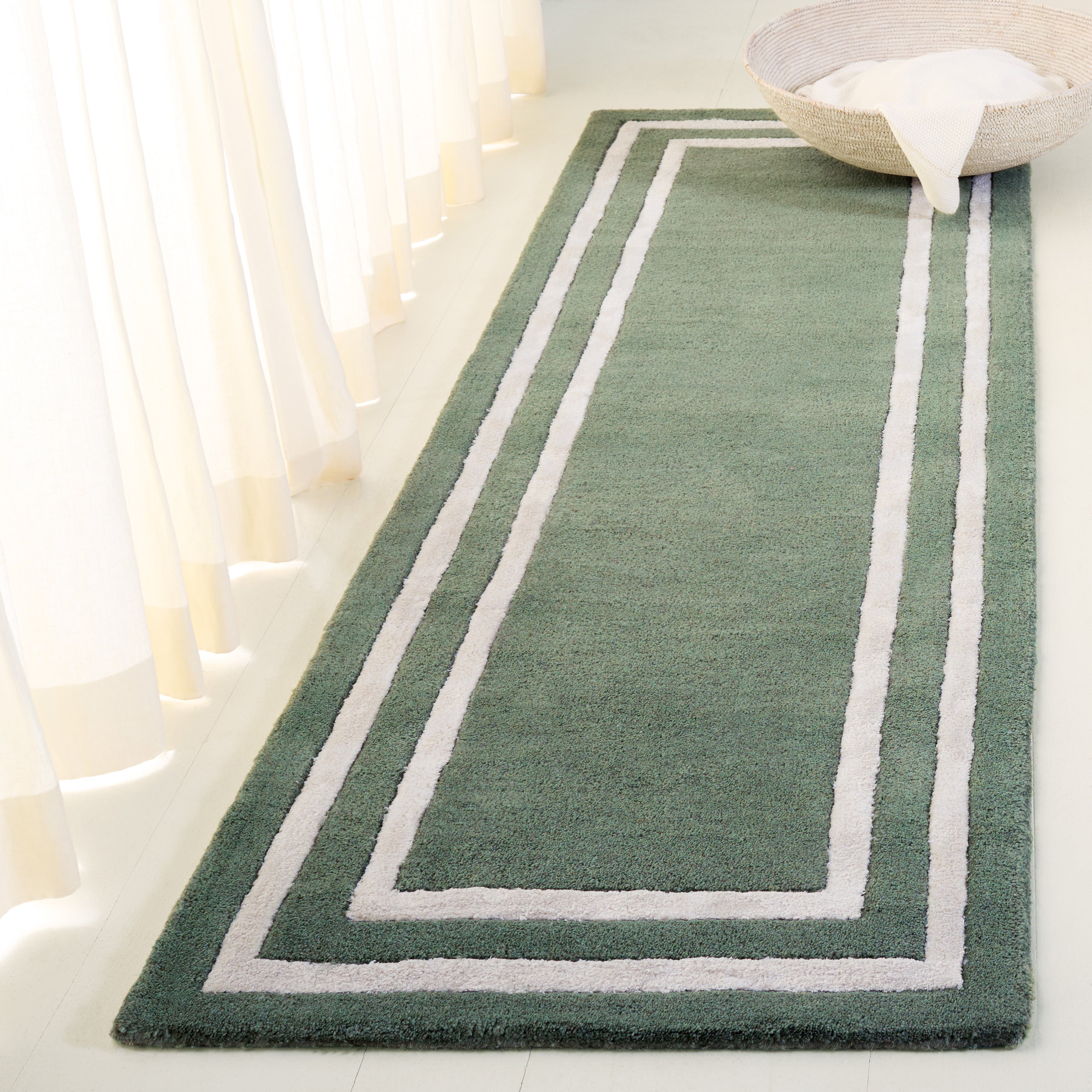 LIGHT GREEN / IVORY