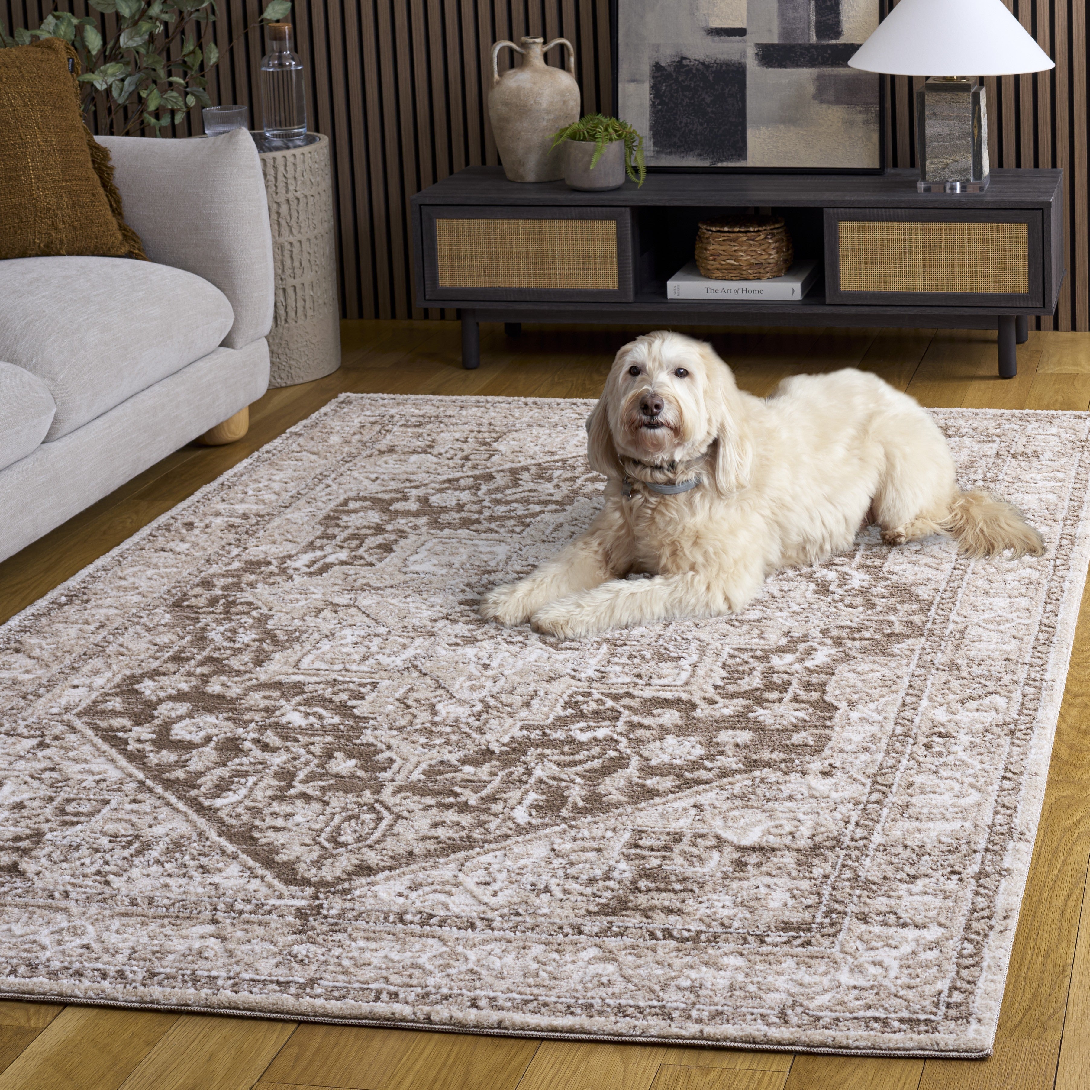 LUNARA 318 – BROWN / IVORY