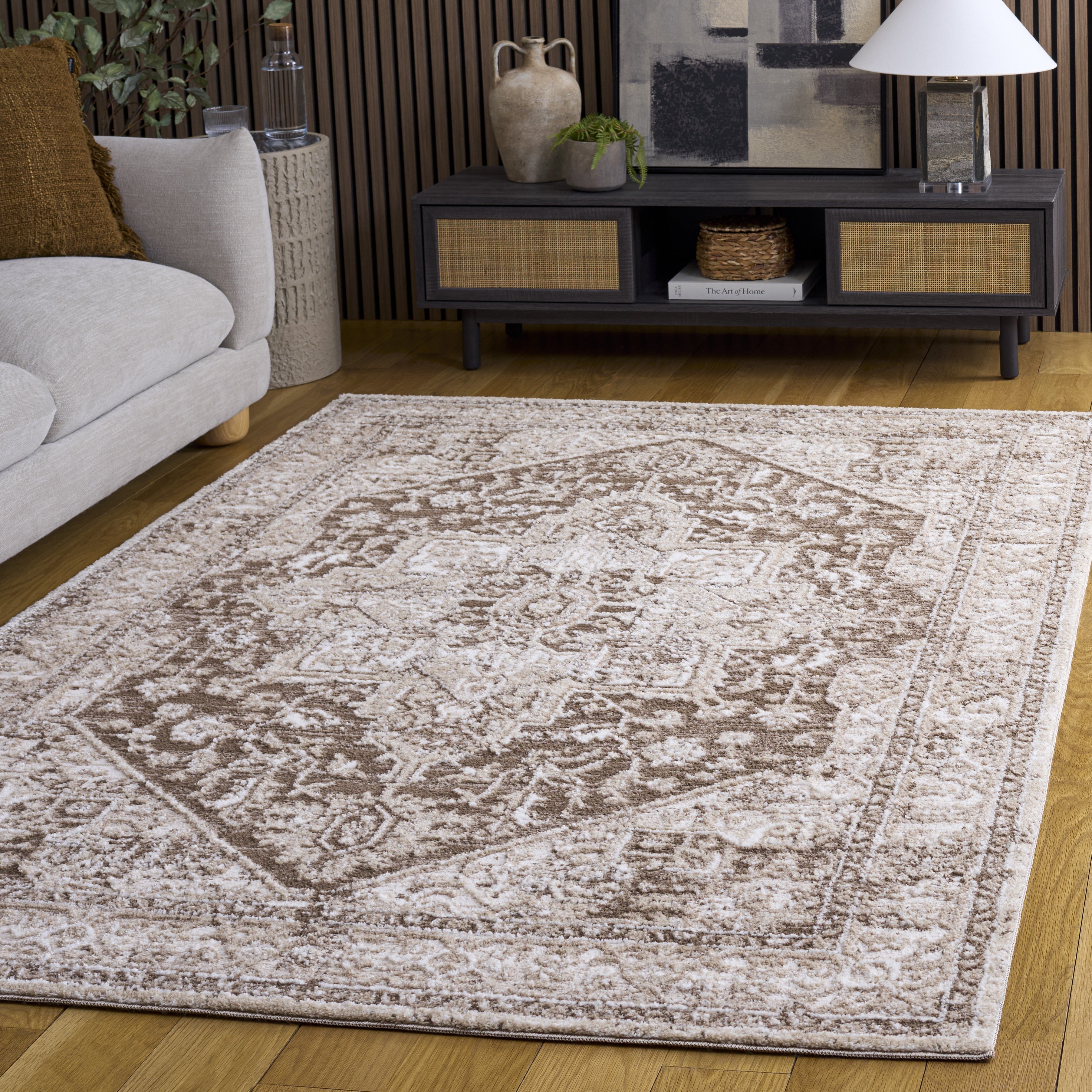 LUNARA 318 – BROWN / IVORY