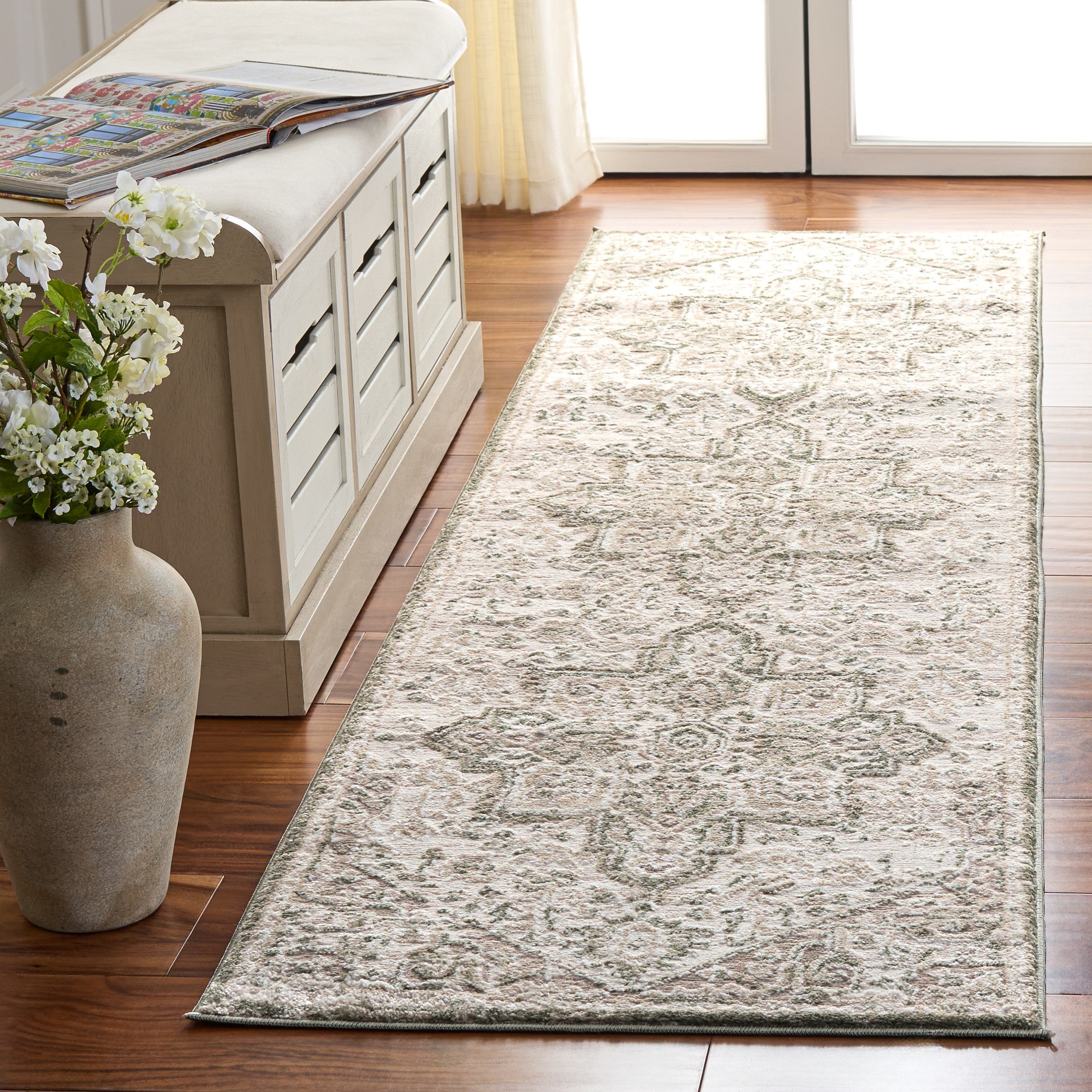 LUNARA 318 – IVORY / GREEN