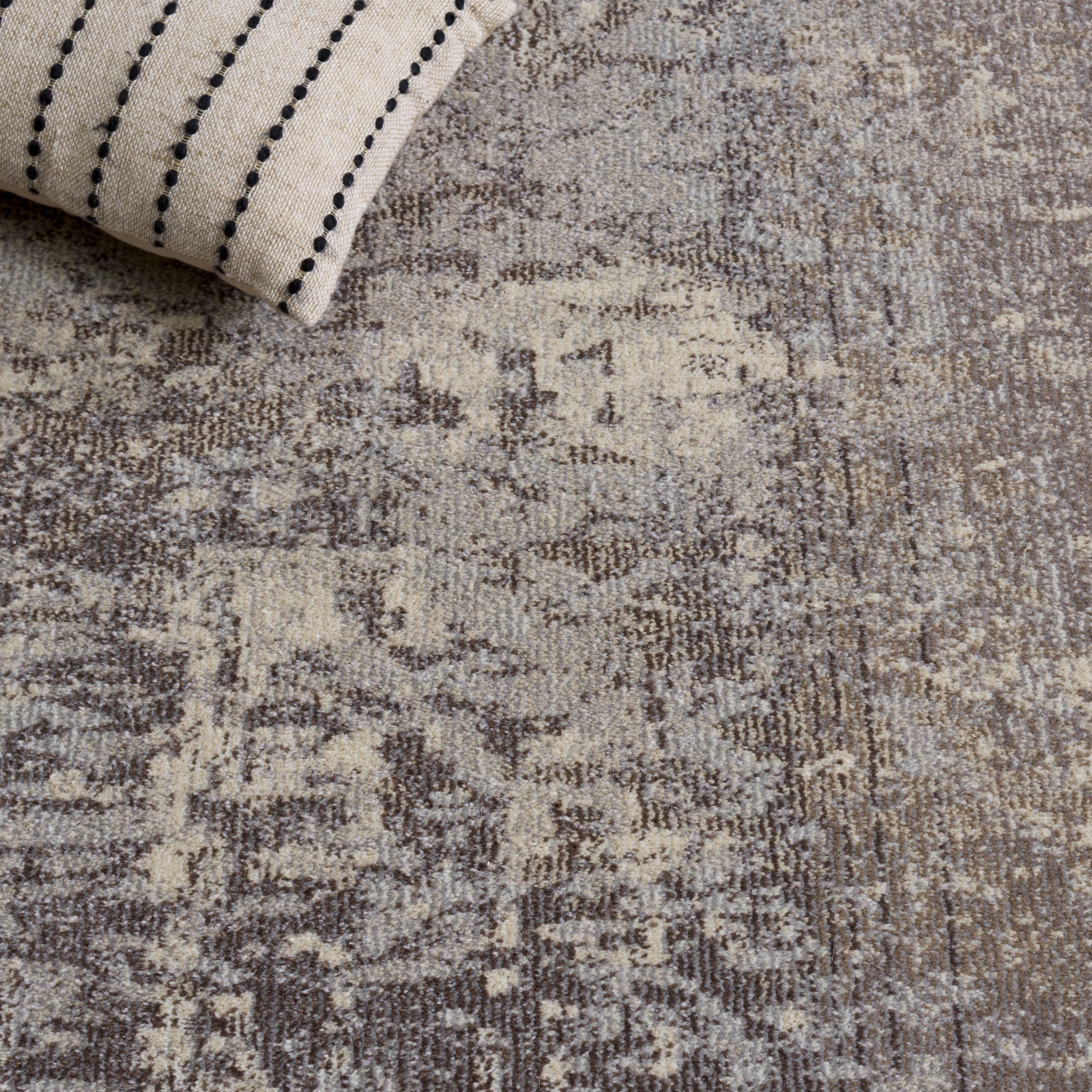 GREY / BEIGE