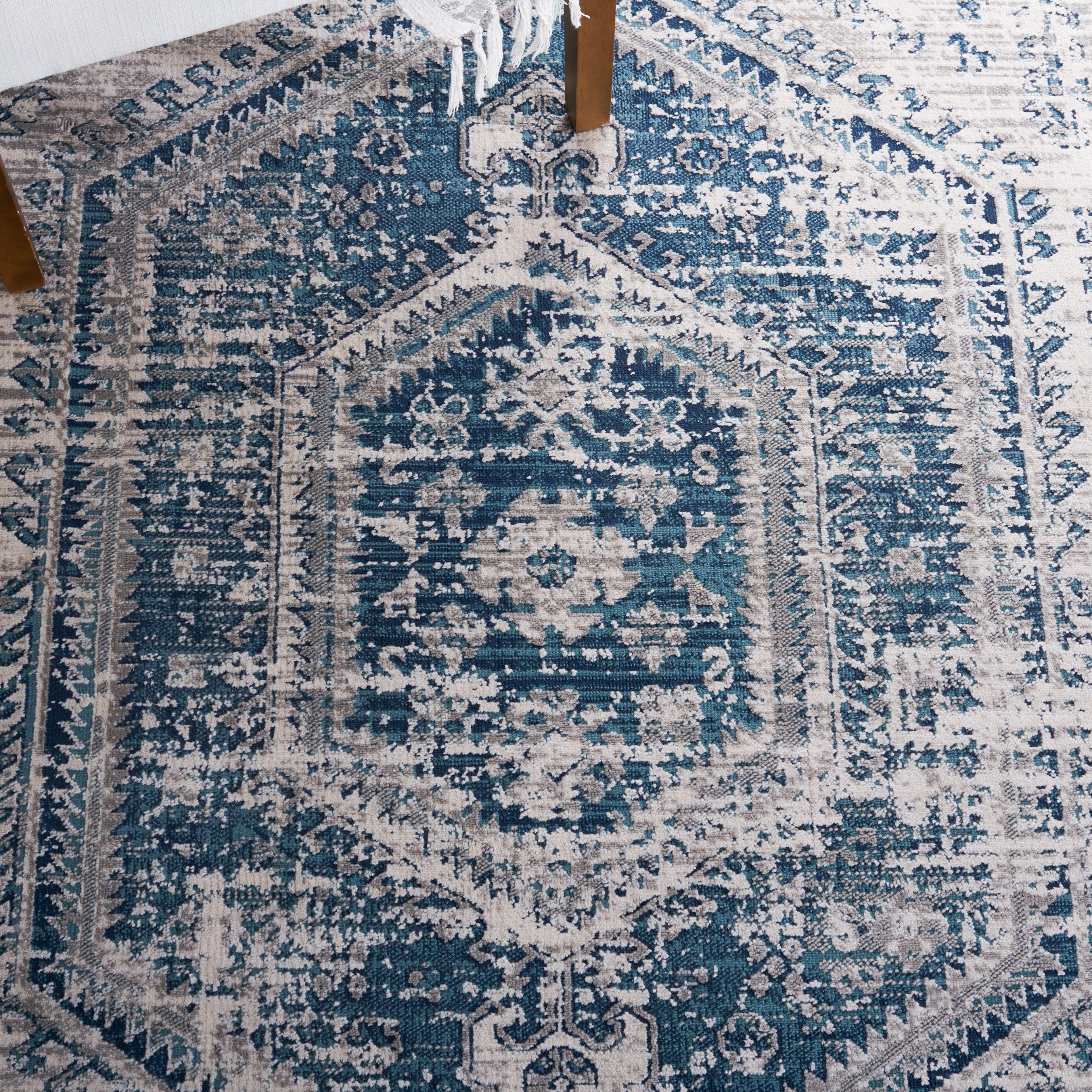 BLUE / IVORY