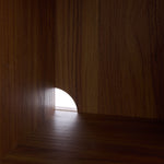 WALNUT / BRASS