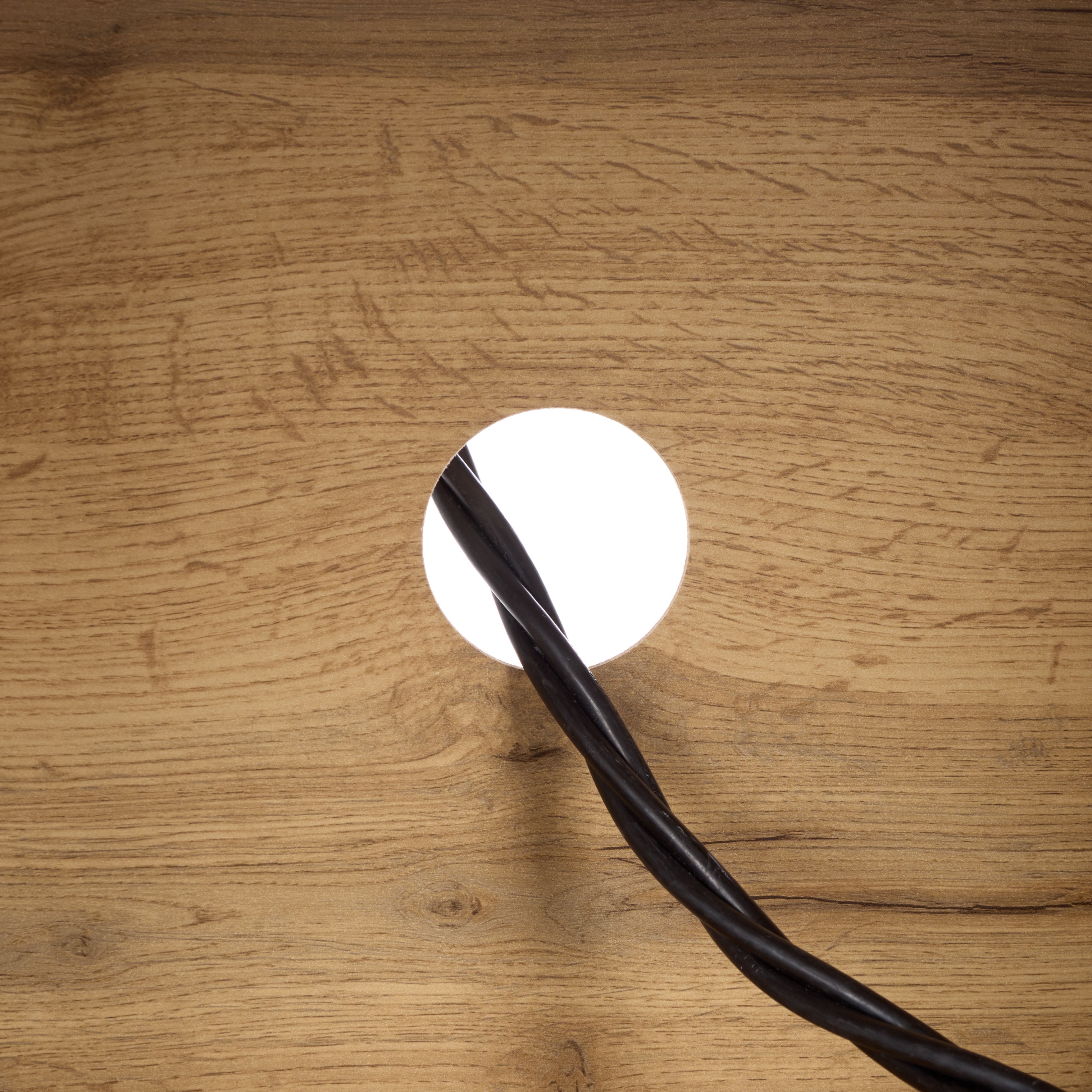 OAK / BLACK