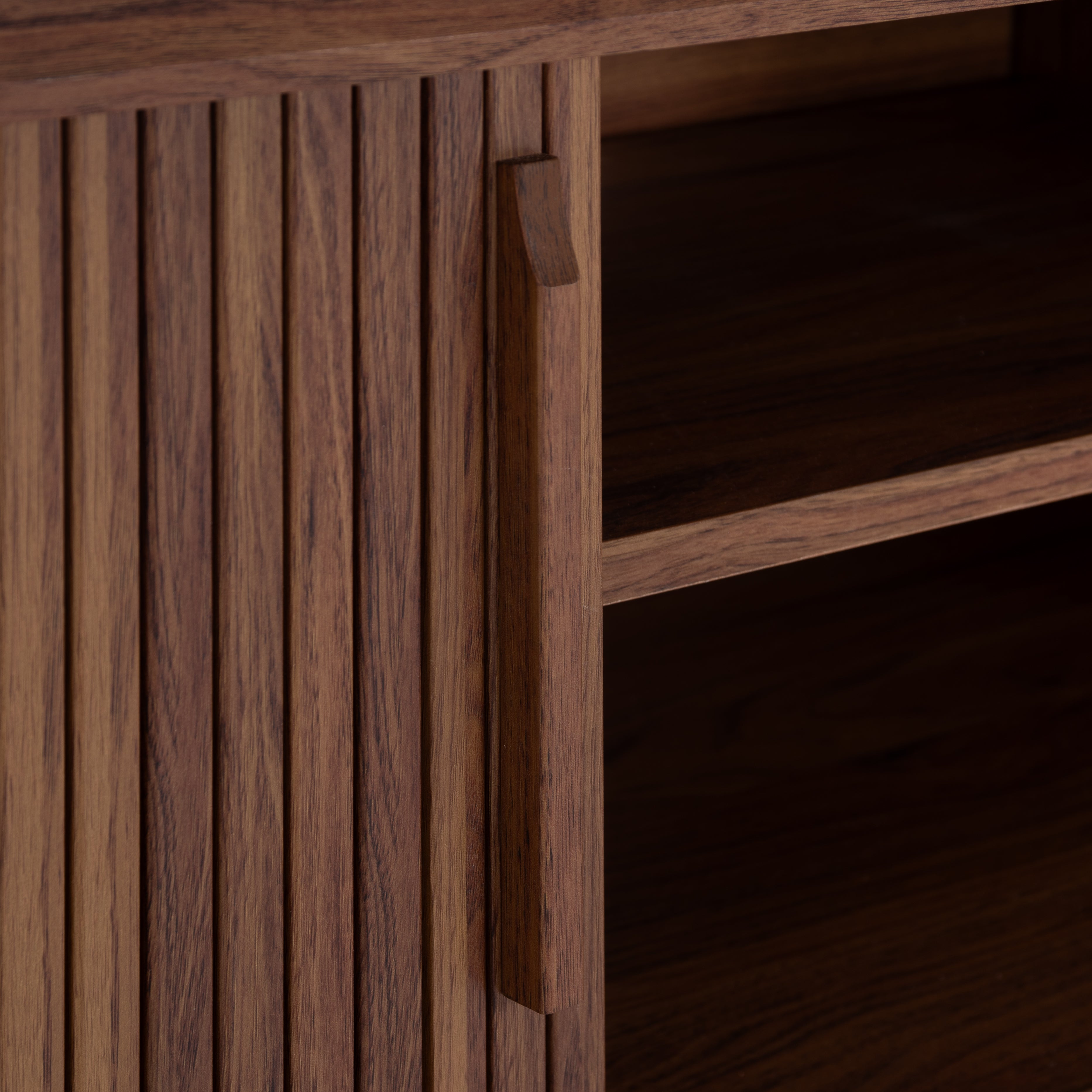 WALNUT