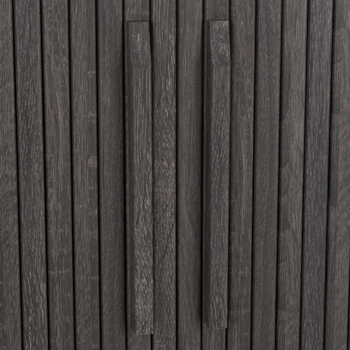 DISTRESSED BLACK
