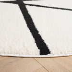 IVORY / BLACK