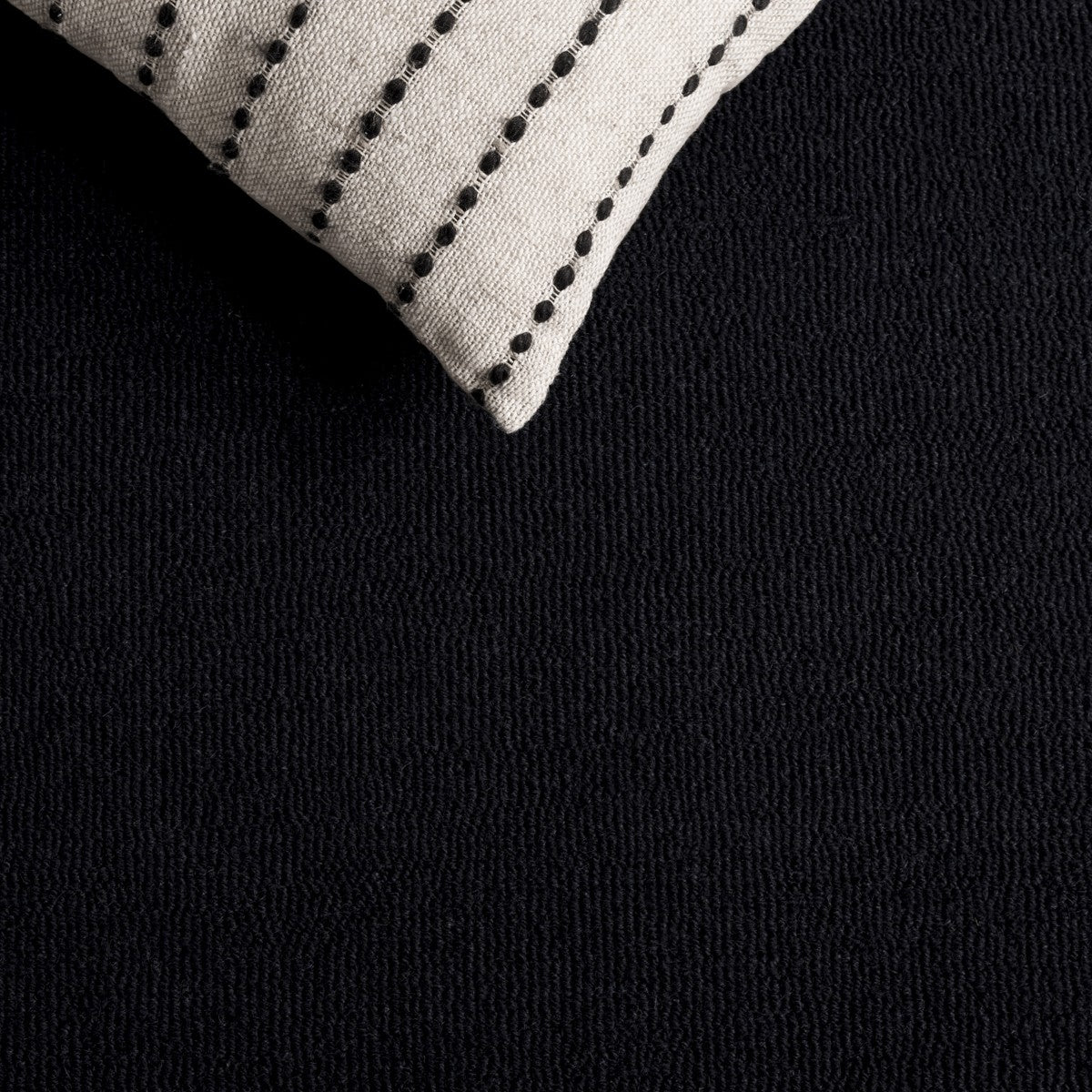 NAVY / IVORY